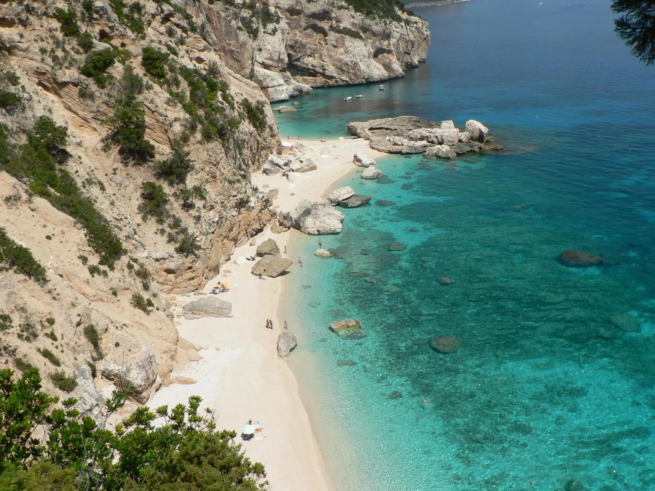 Beach in Hotel Bia Maore