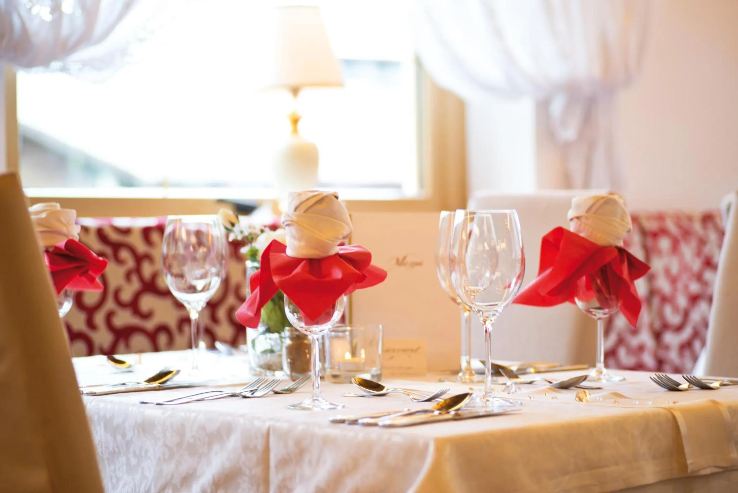 Restaurant/places to eat in Hotel Neue Post