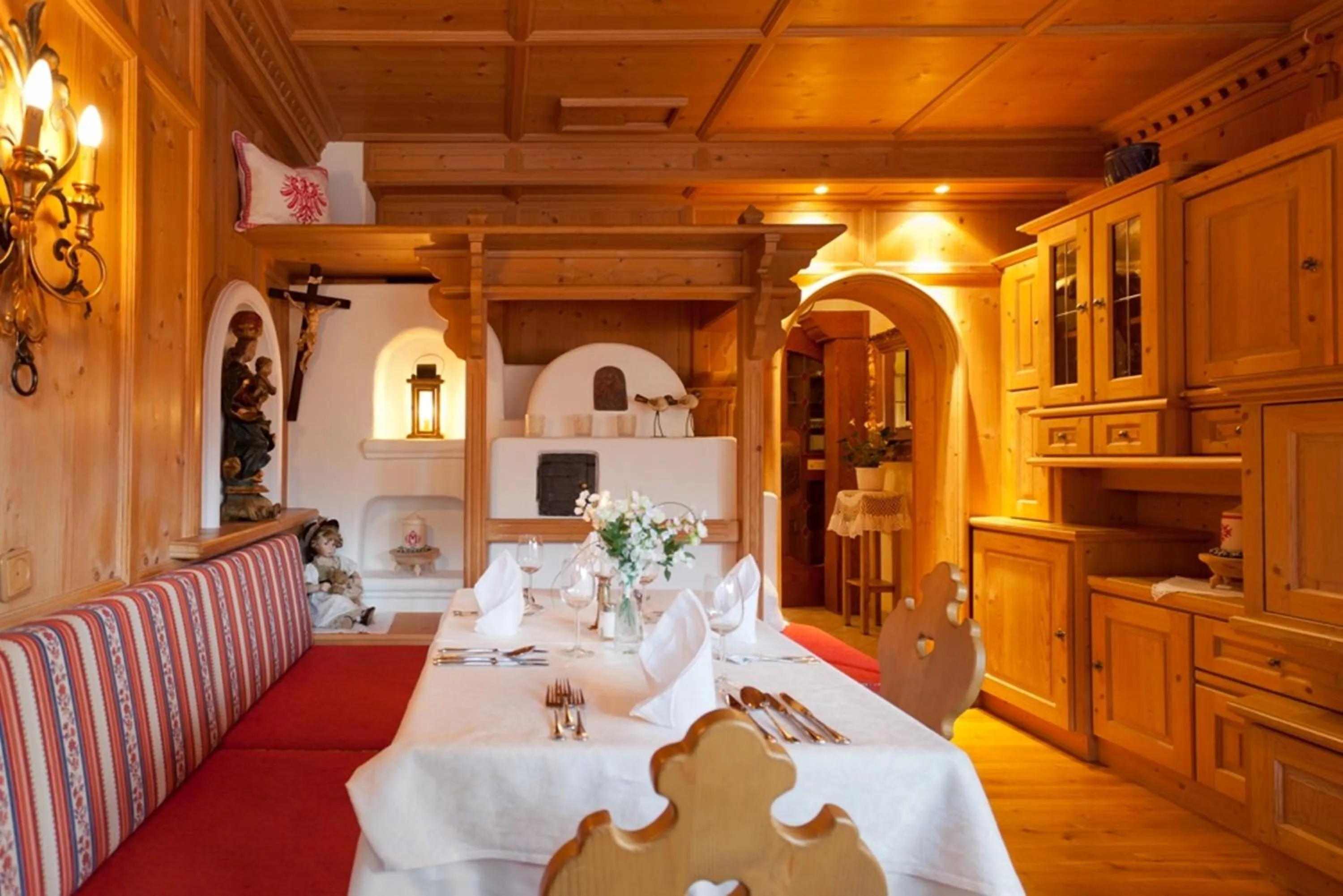 Restaurant/places to eat in Hotel Neue Post