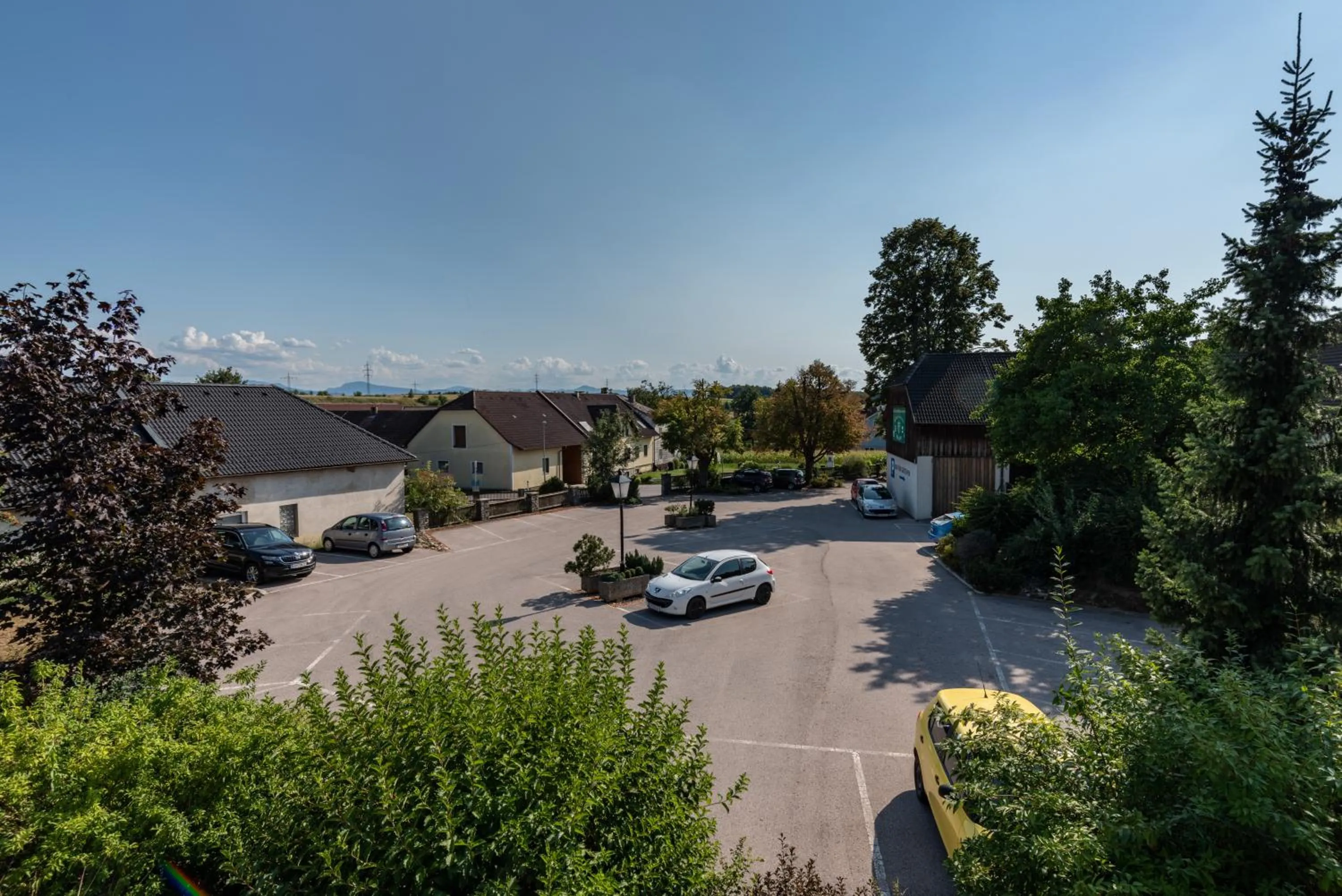 Property building in Hotel Gasthof Seeland