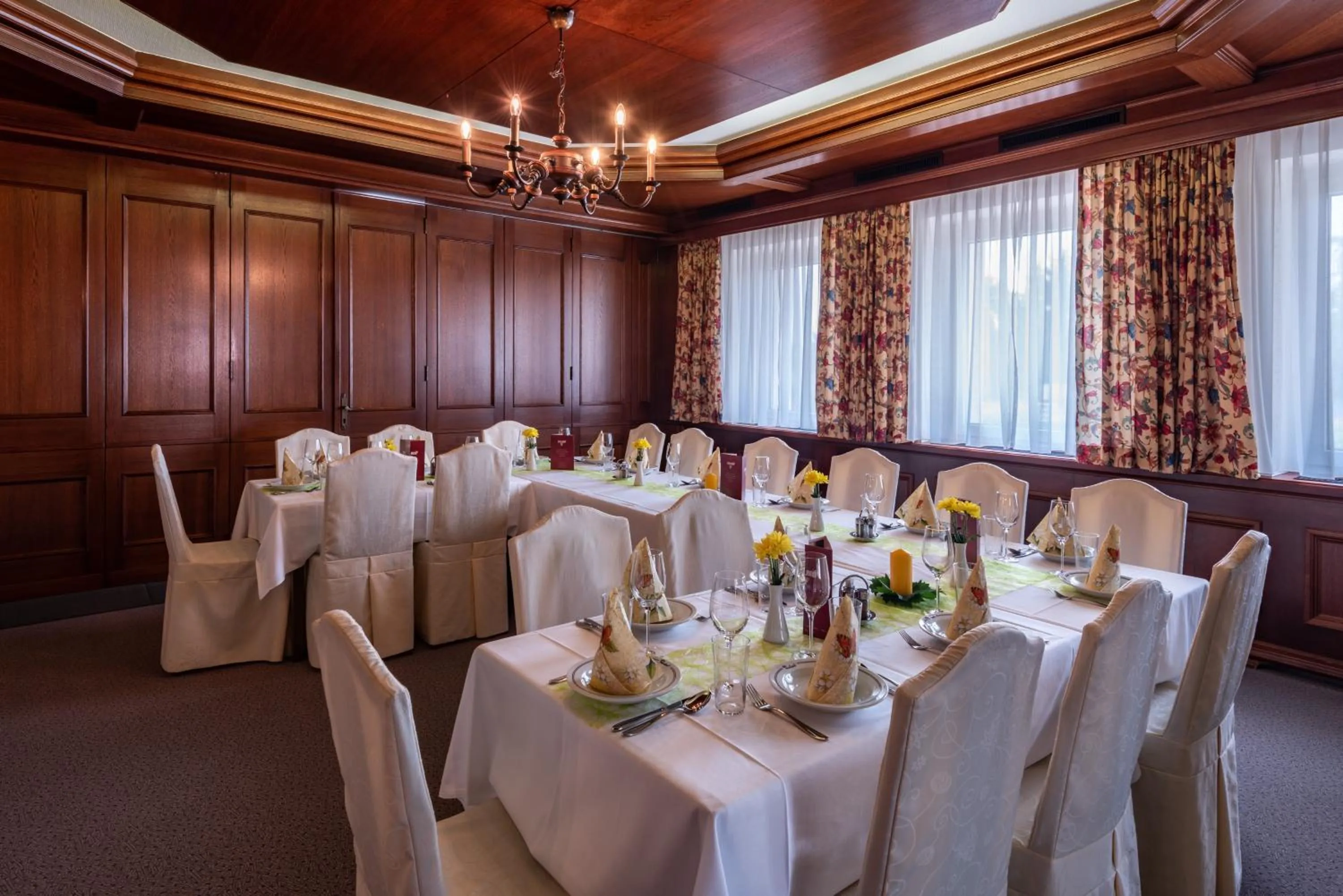 Property building in Hotel Gasthof Seeland