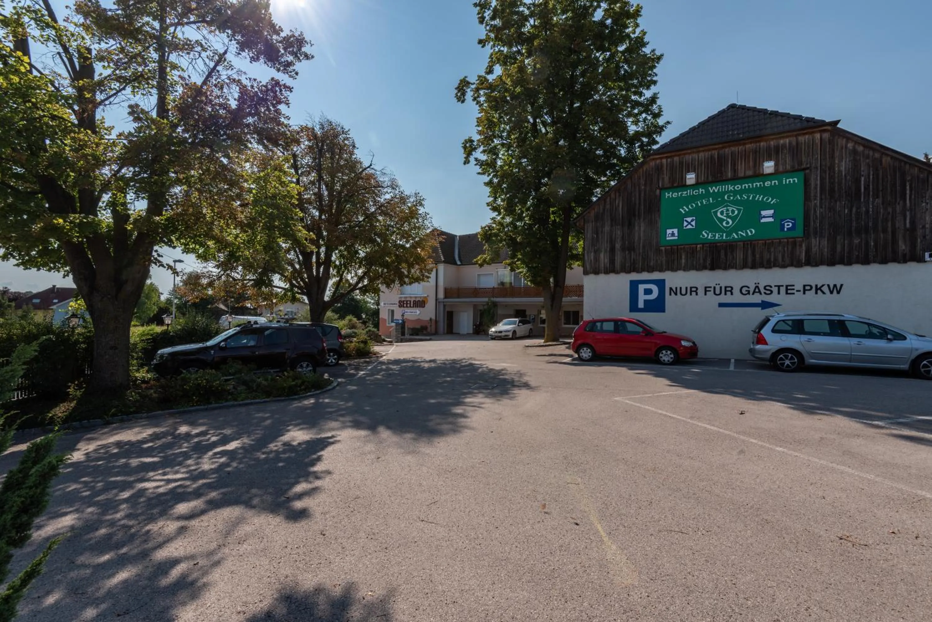 Property building in Hotel Gasthof Seeland