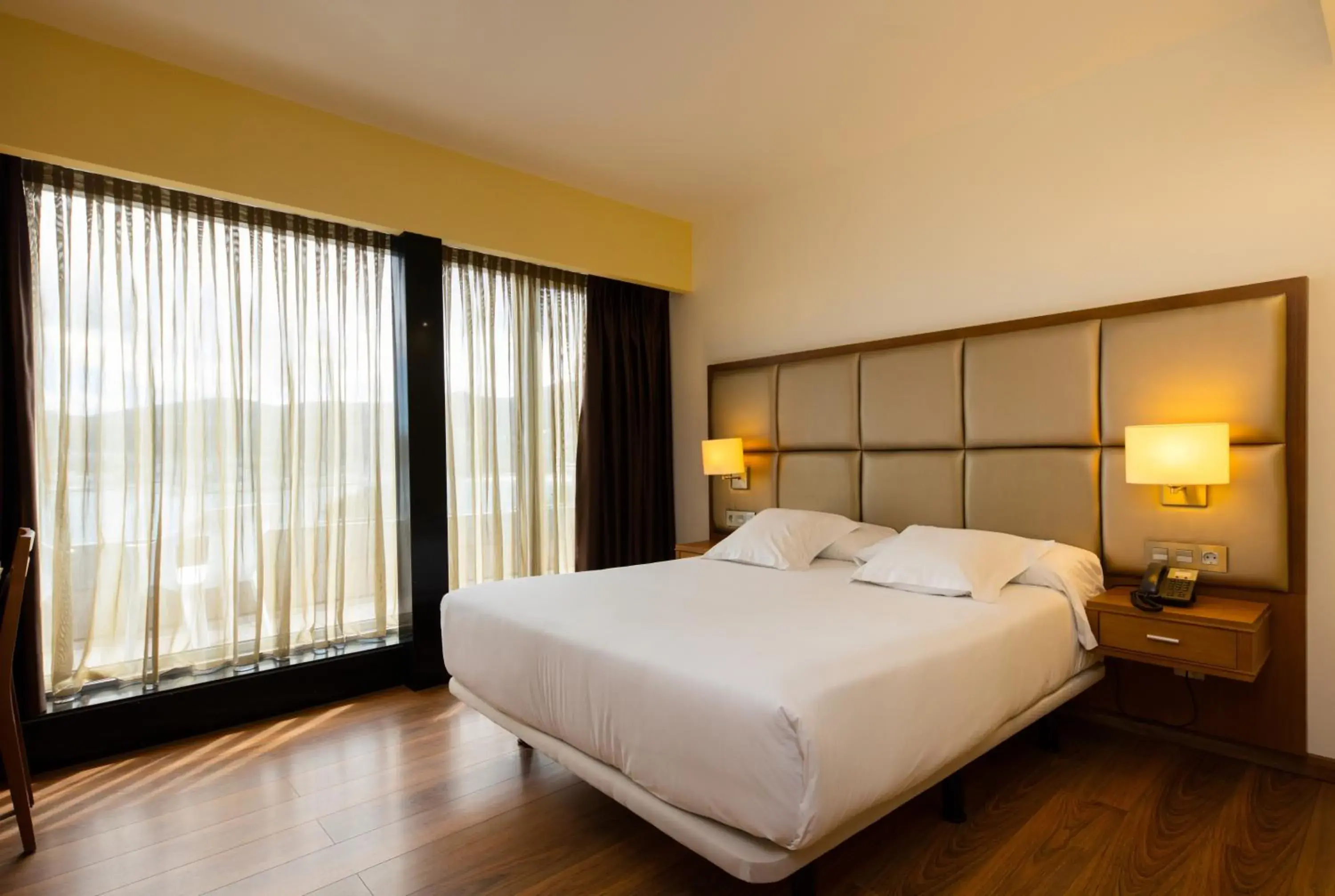 Bed in Hotel Thalasso Cantabrico Las Sirenas 4 Superior Bed in Hotel Thalasso Cantabrico Las Sirenas 4 Superior