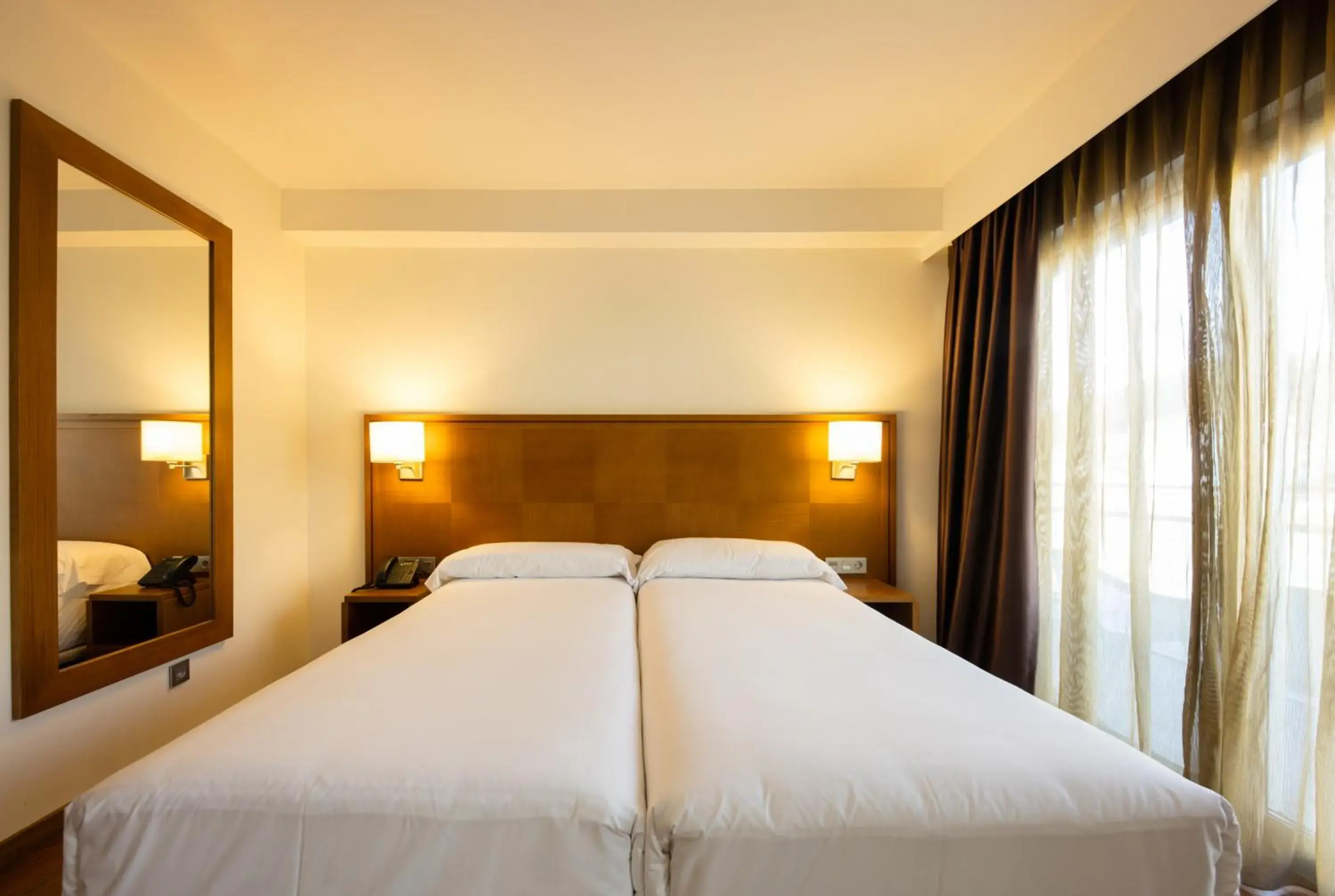 Hotel Thalasso Cantabrico Las Sirenas 4 Superior Hotel Thalasso Cantabrico Las Sirenas 4 Superior