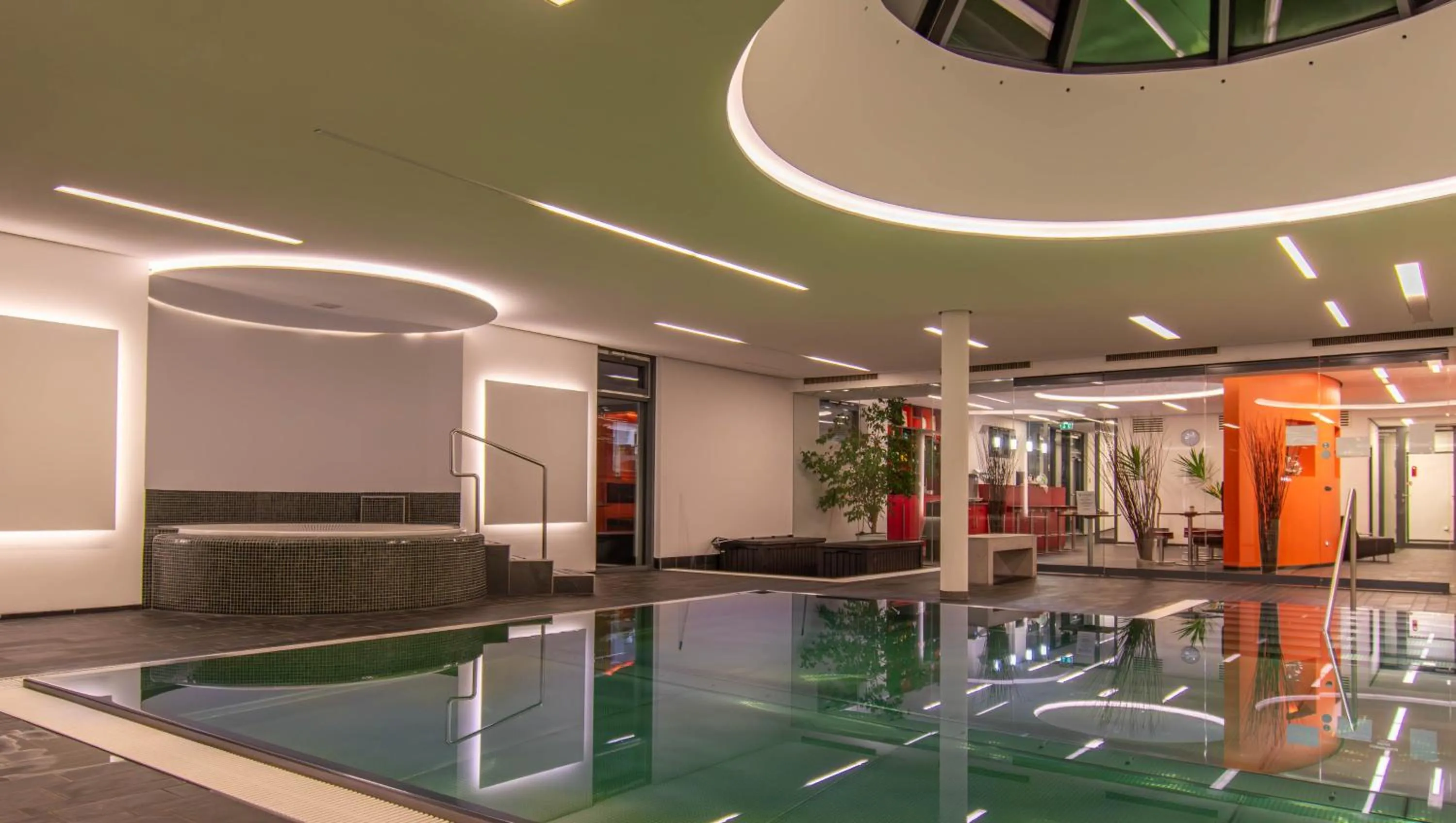 Hot Tub in Wellnesshotel Hohenrodt