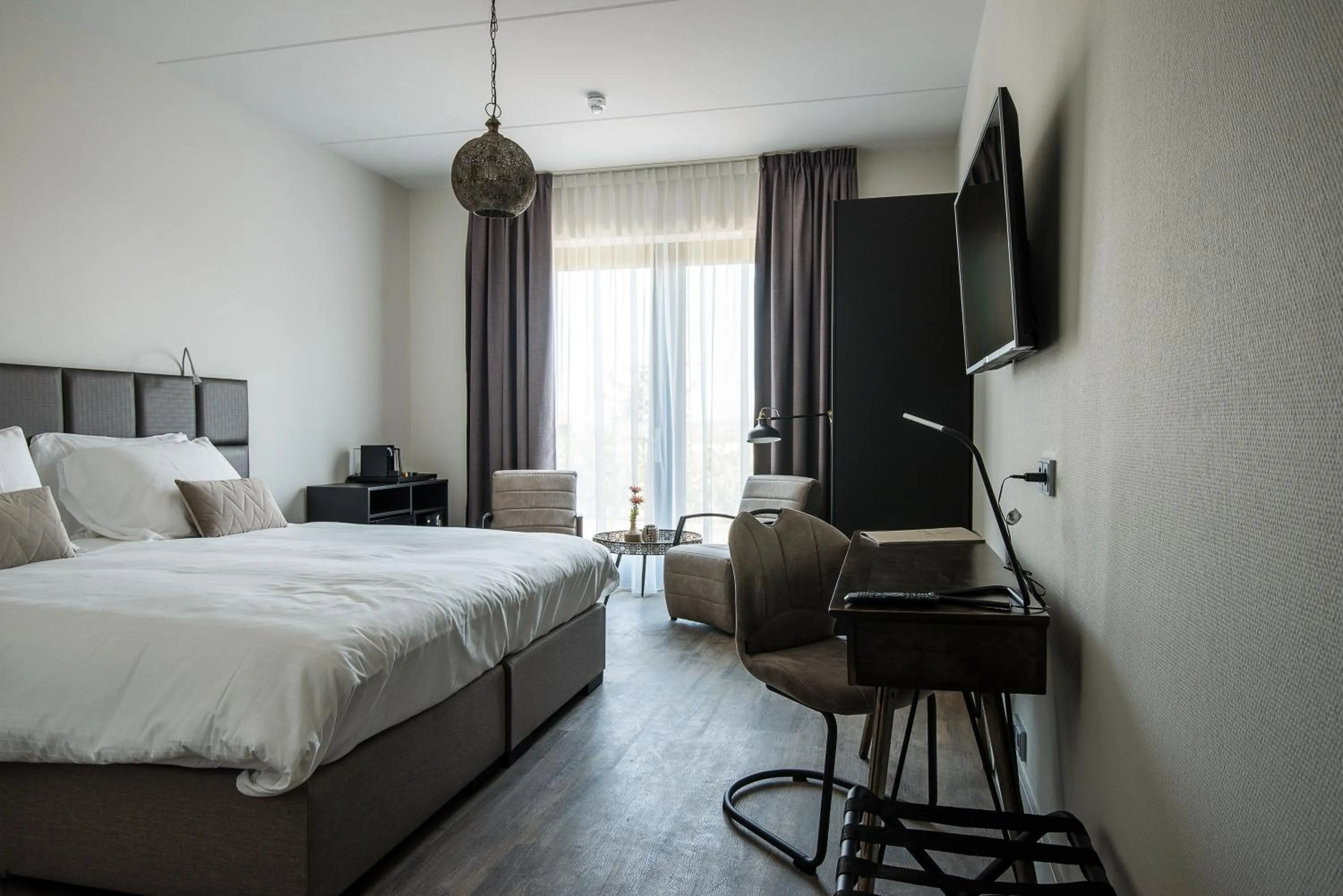 Bed in Fruitpark Hotel & Spa