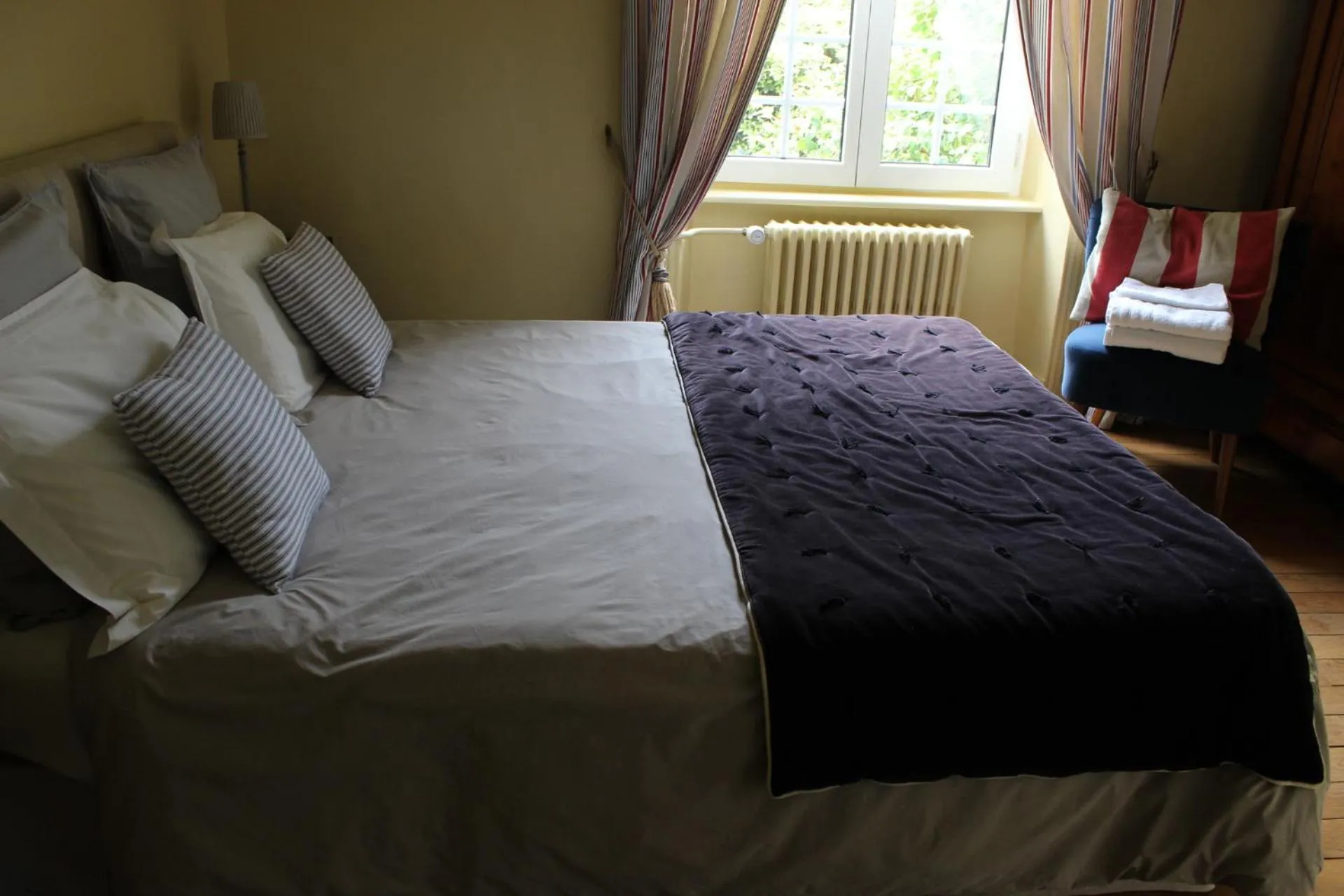 Bed in Au Fil de l'Aulne