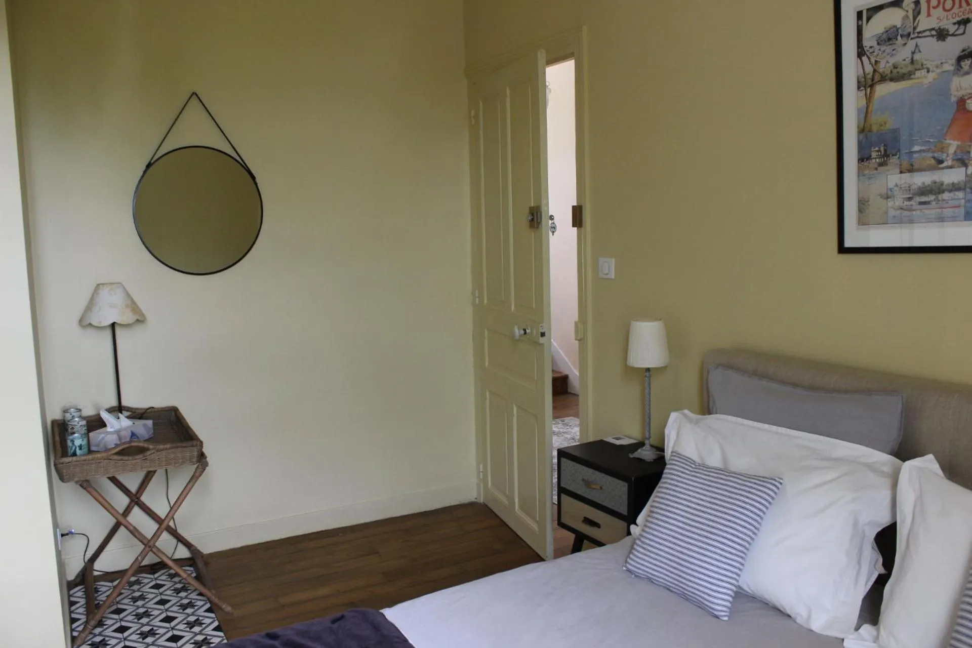 Bed in Au Fil de l'Aulne