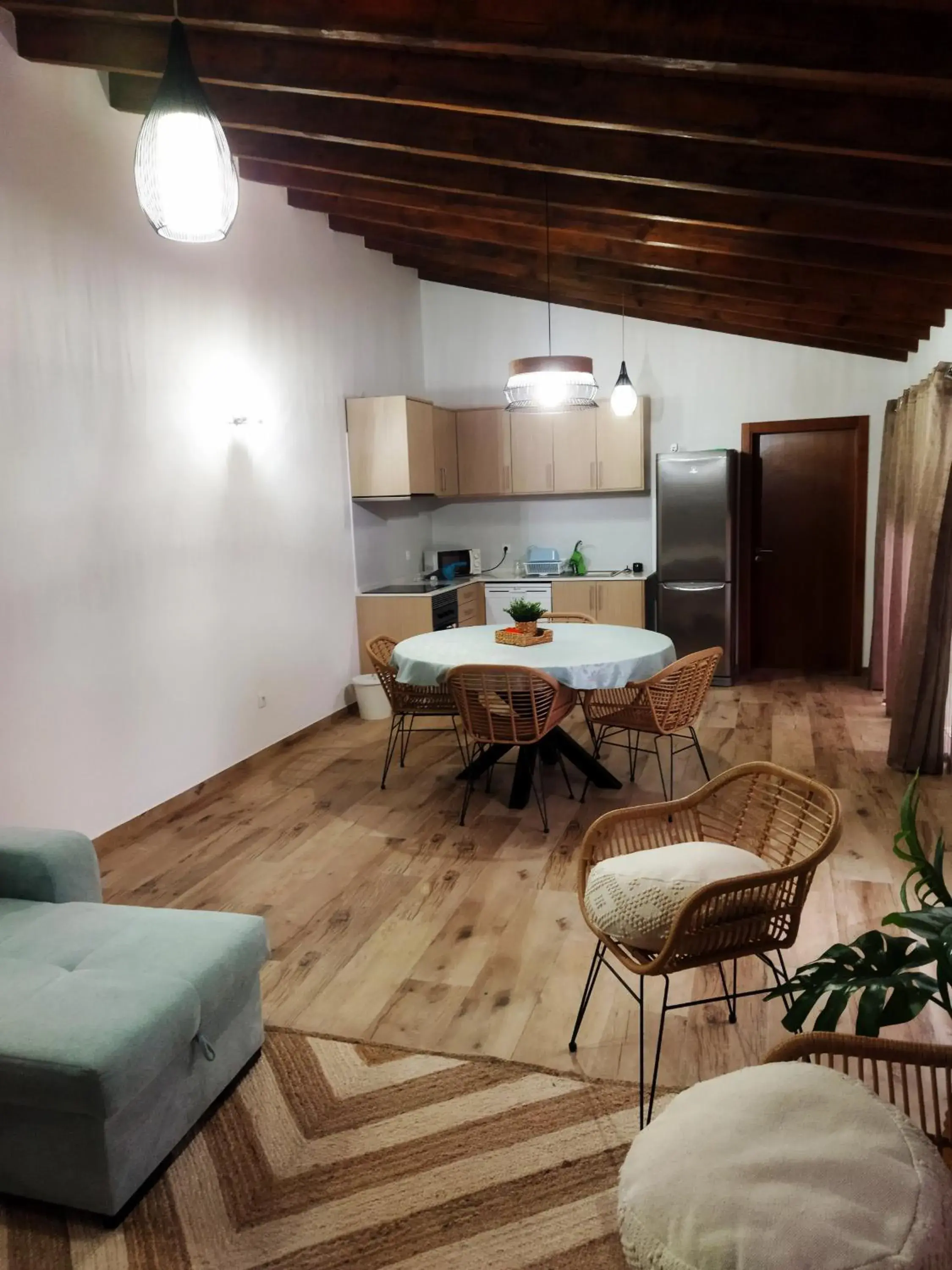 Single Room in Quinta da Pontinha Single Room in Quinta da Pontinha