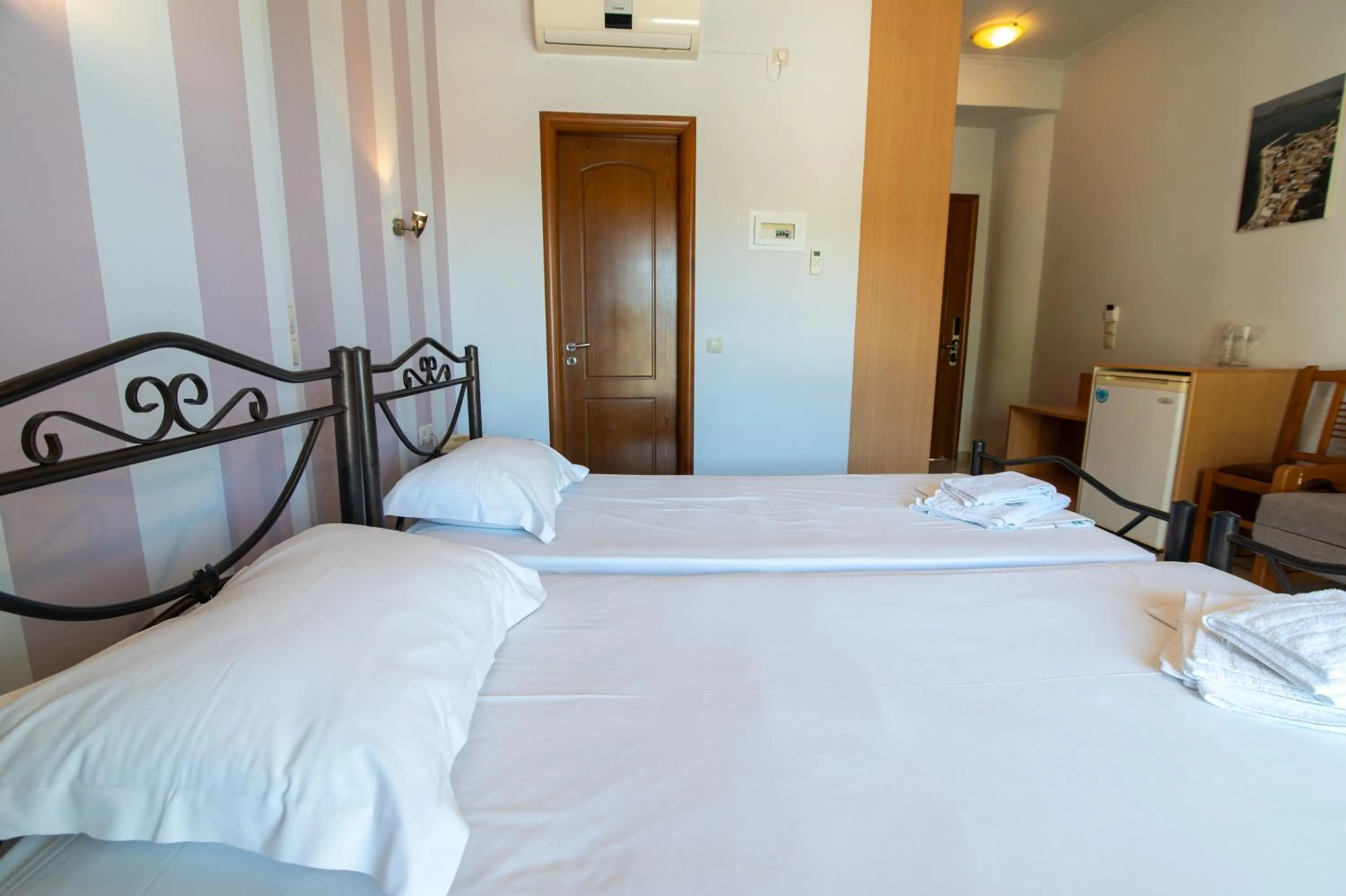 Bed in Elektra Hotel