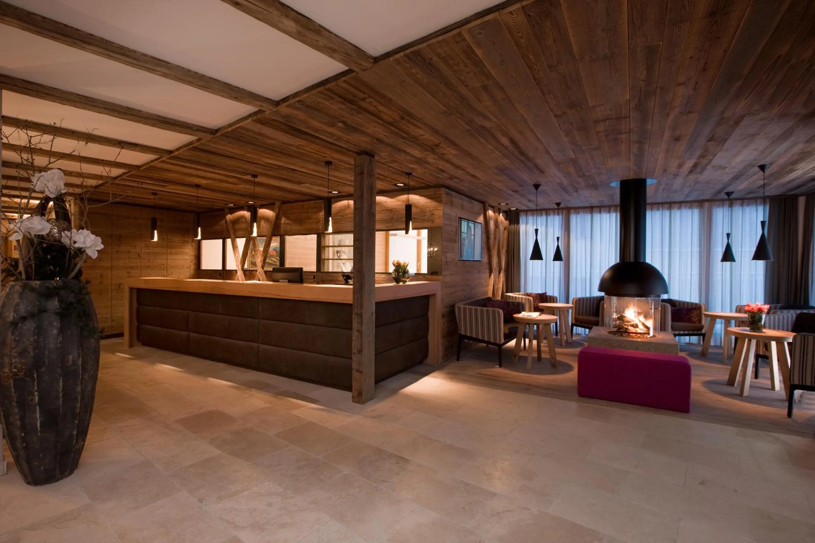 Lobby or reception in Hotel Walliserstube