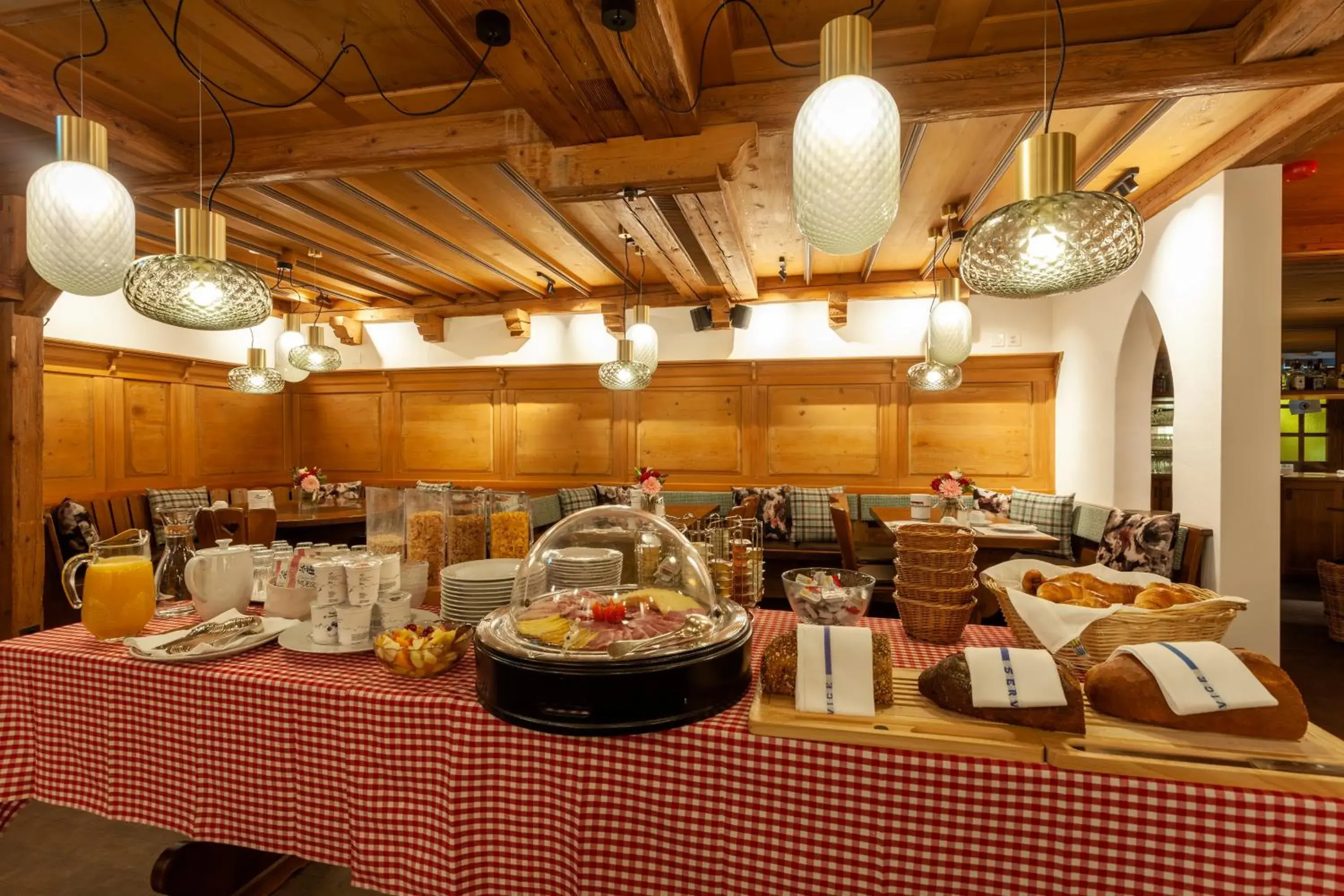 Breakfast in Sonne Andermatt Swiss Quality Hotel Breakfast in Sonne Andermatt Swiss Quality Hotel