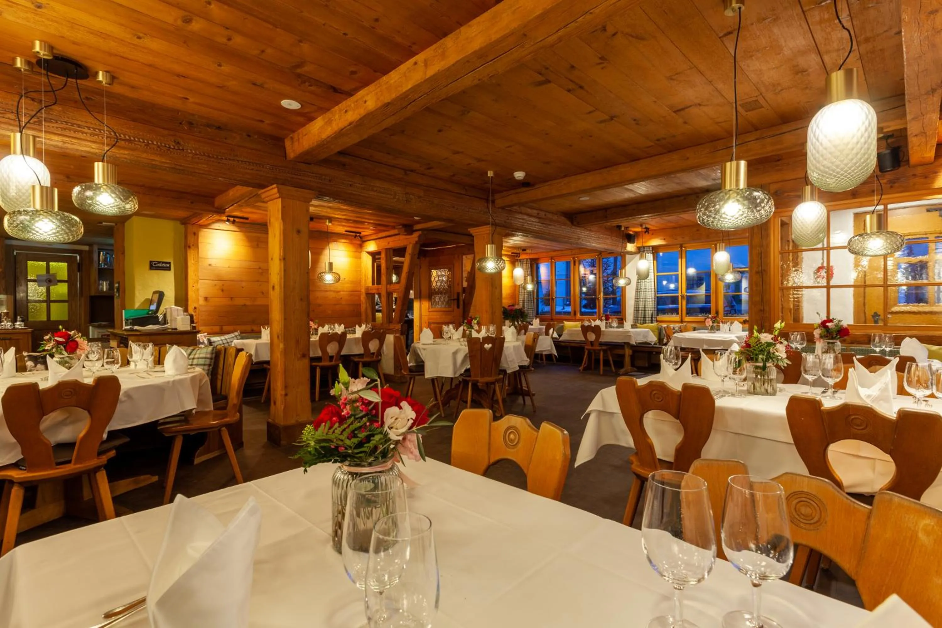 Restaurant/places to eat in Sonne Andermatt Swiss Quality Hotel