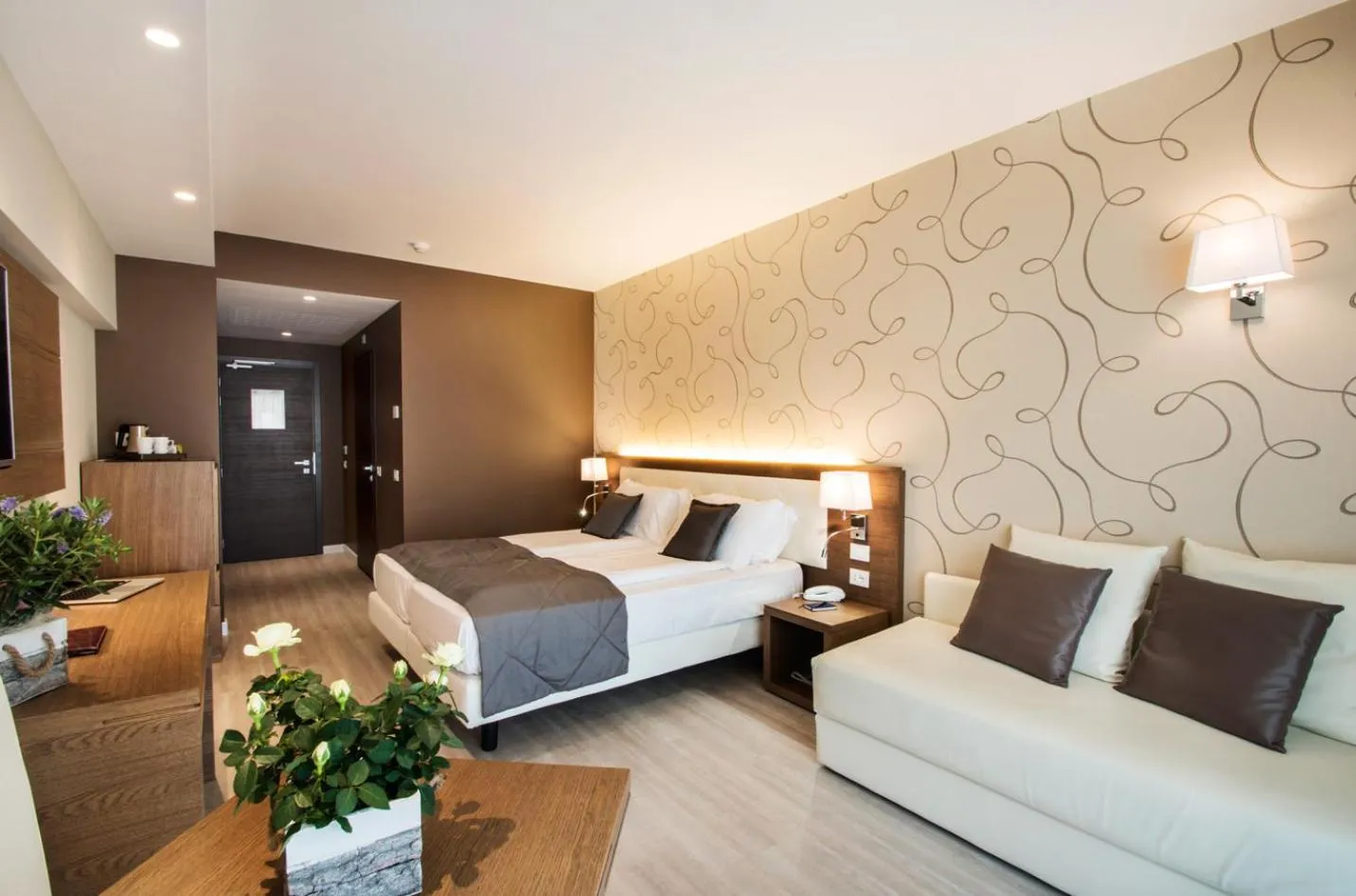 Bedroom, Bed in Hotel Bisesti ***S