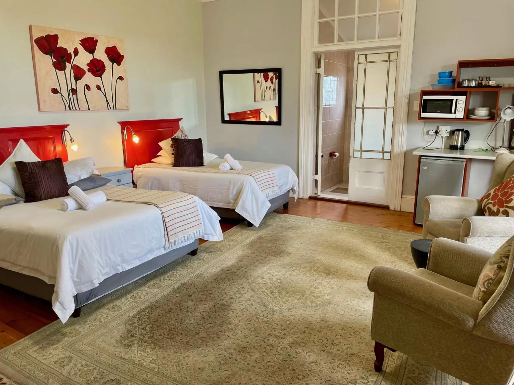 Photo of the whole room, Bed in Dreamers Guesthouse - NO LOADSHEDDING