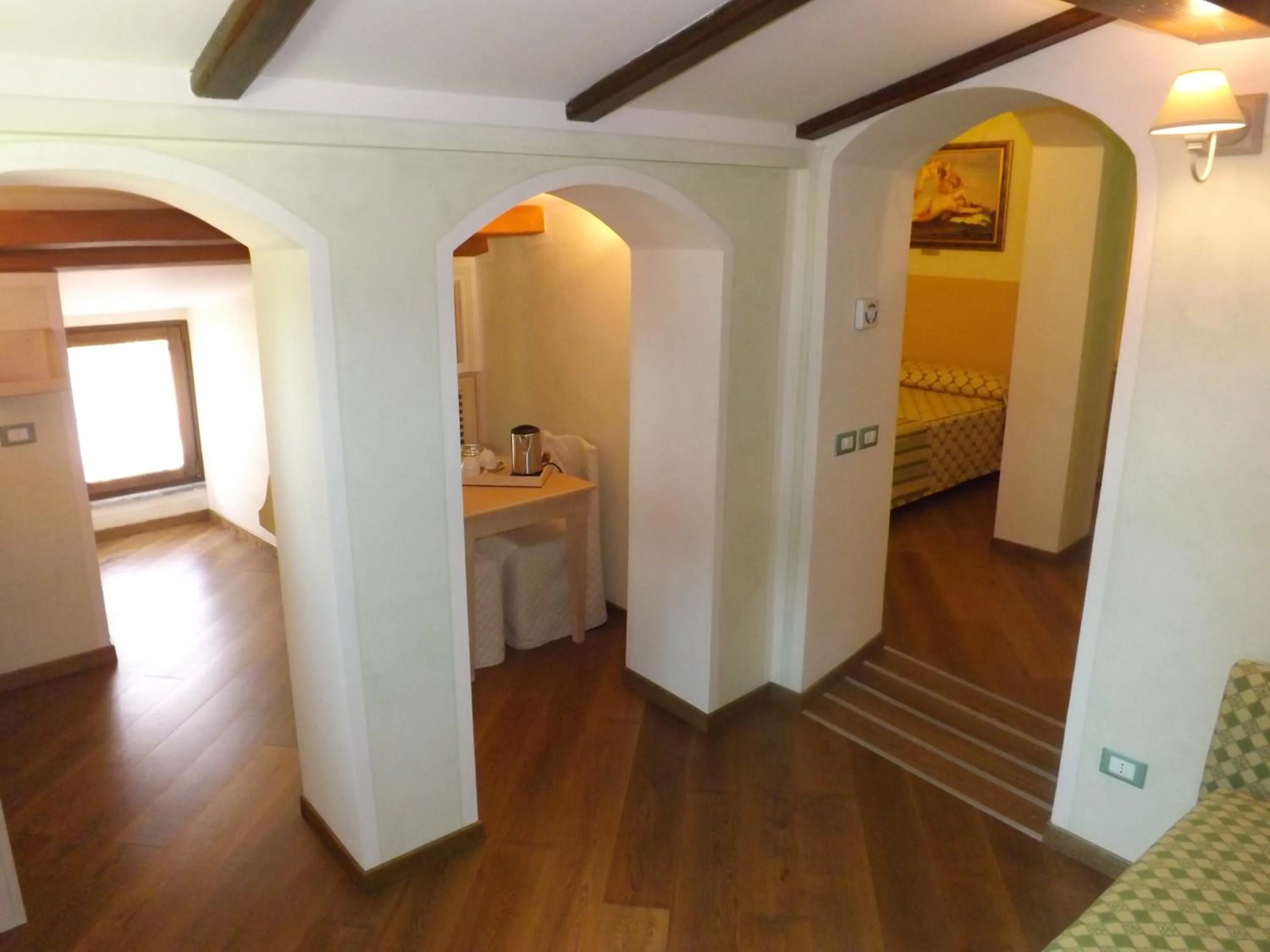 Decorative detail in Relais Il Postiglione - Antica Posta dei Chigi