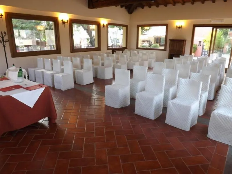 Business facilities in Relais Il Postiglione - Antica Posta dei Chigi