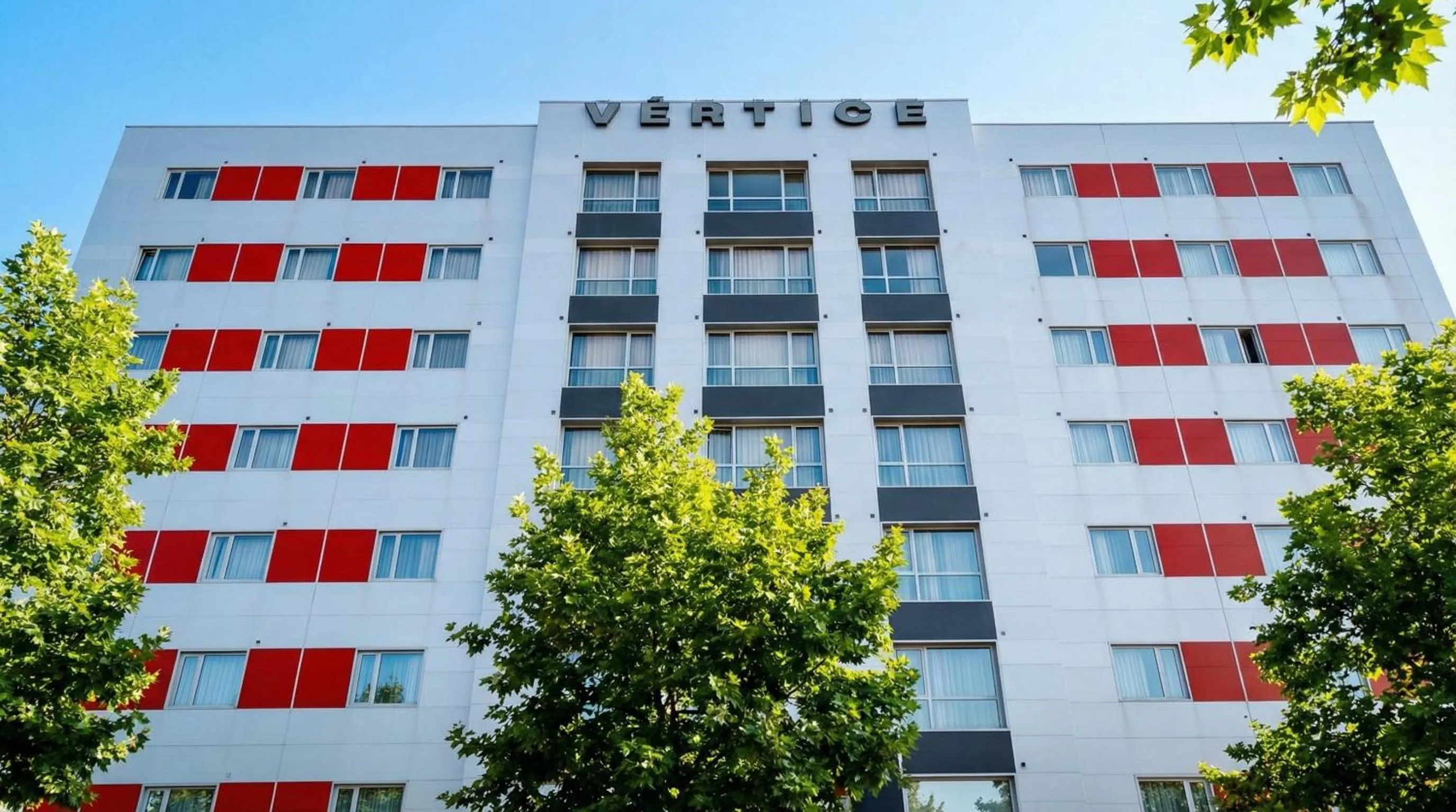 Property building in Vértice Roomspace