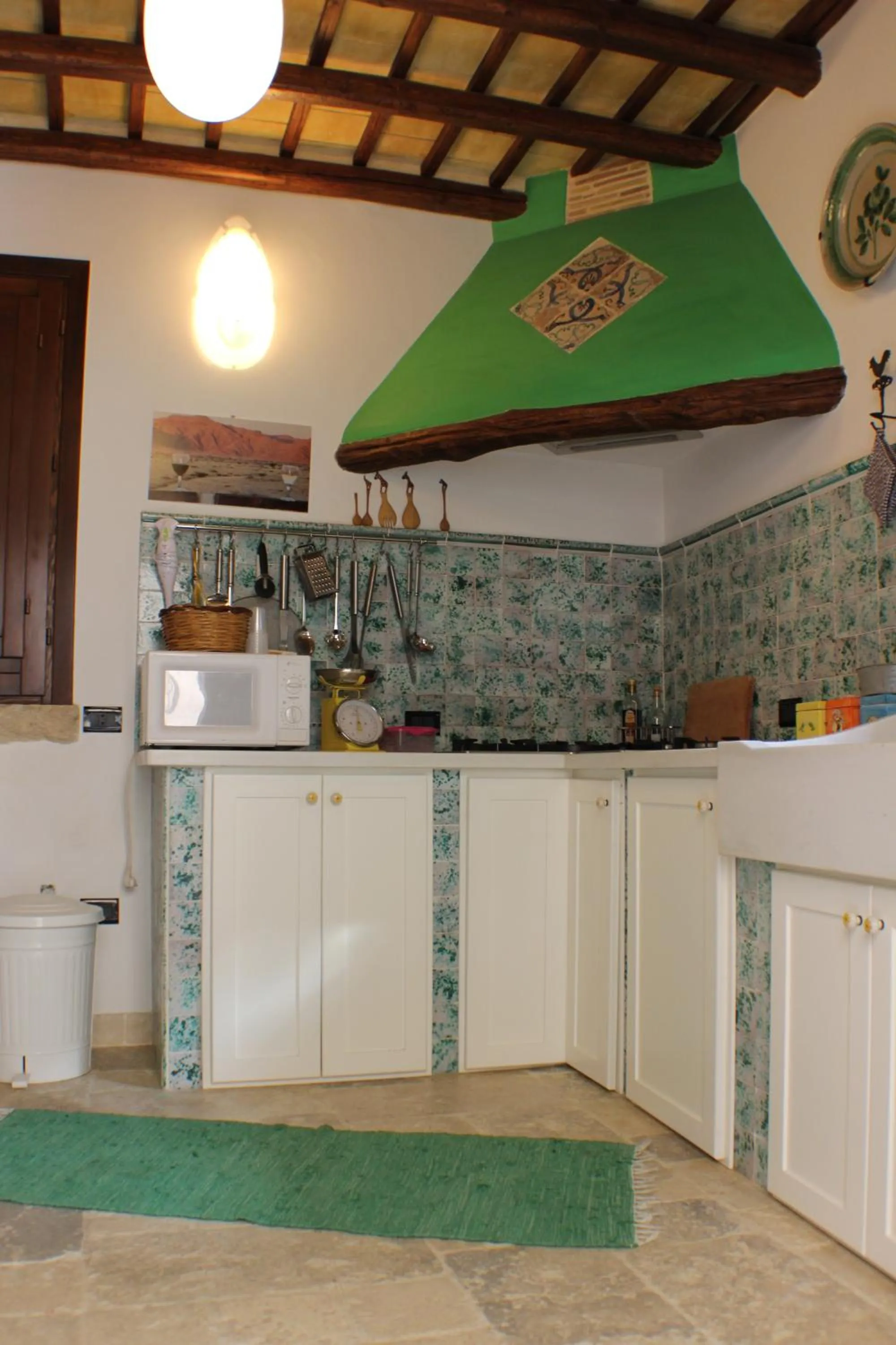 Kitchen or kitchenette in Dimora di Charme Cassaro 168