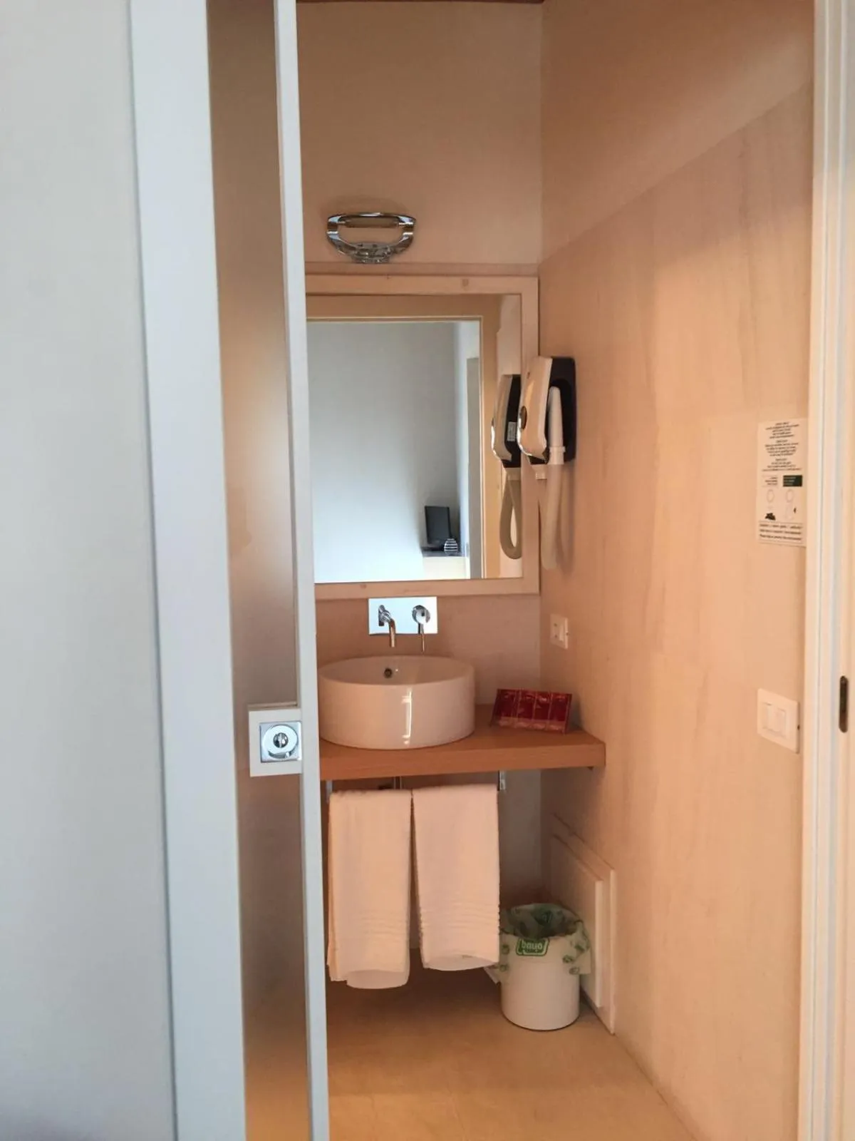 Bathroom in Dimora di Charme Cassaro 168