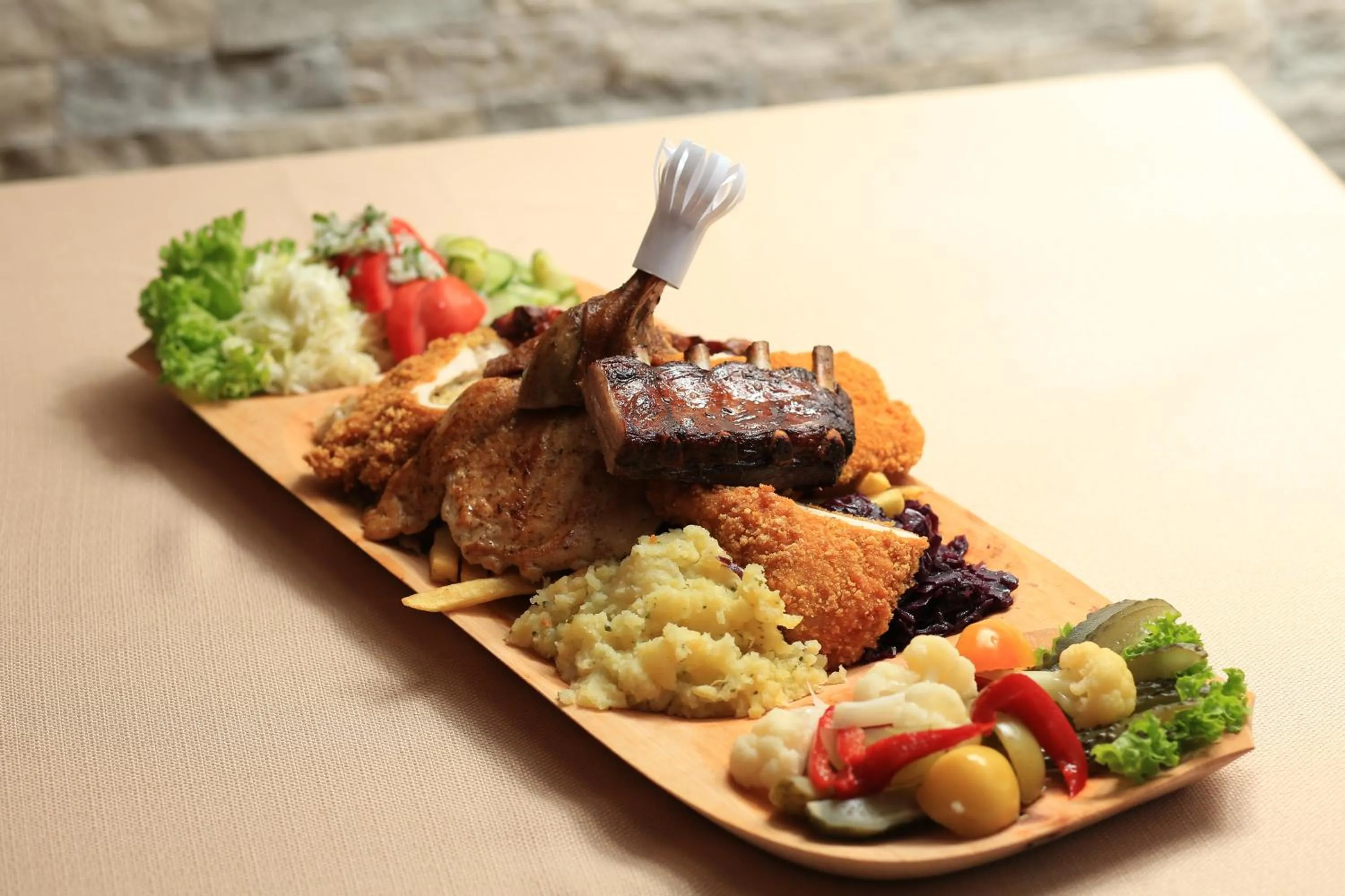Restaurant/places to eat in Hotel Muresul Health Spa