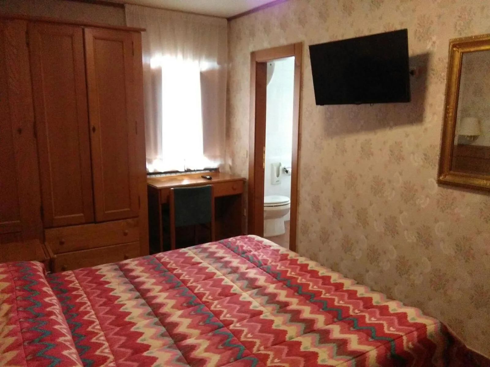 Photo of the whole room in Hotel Sporting