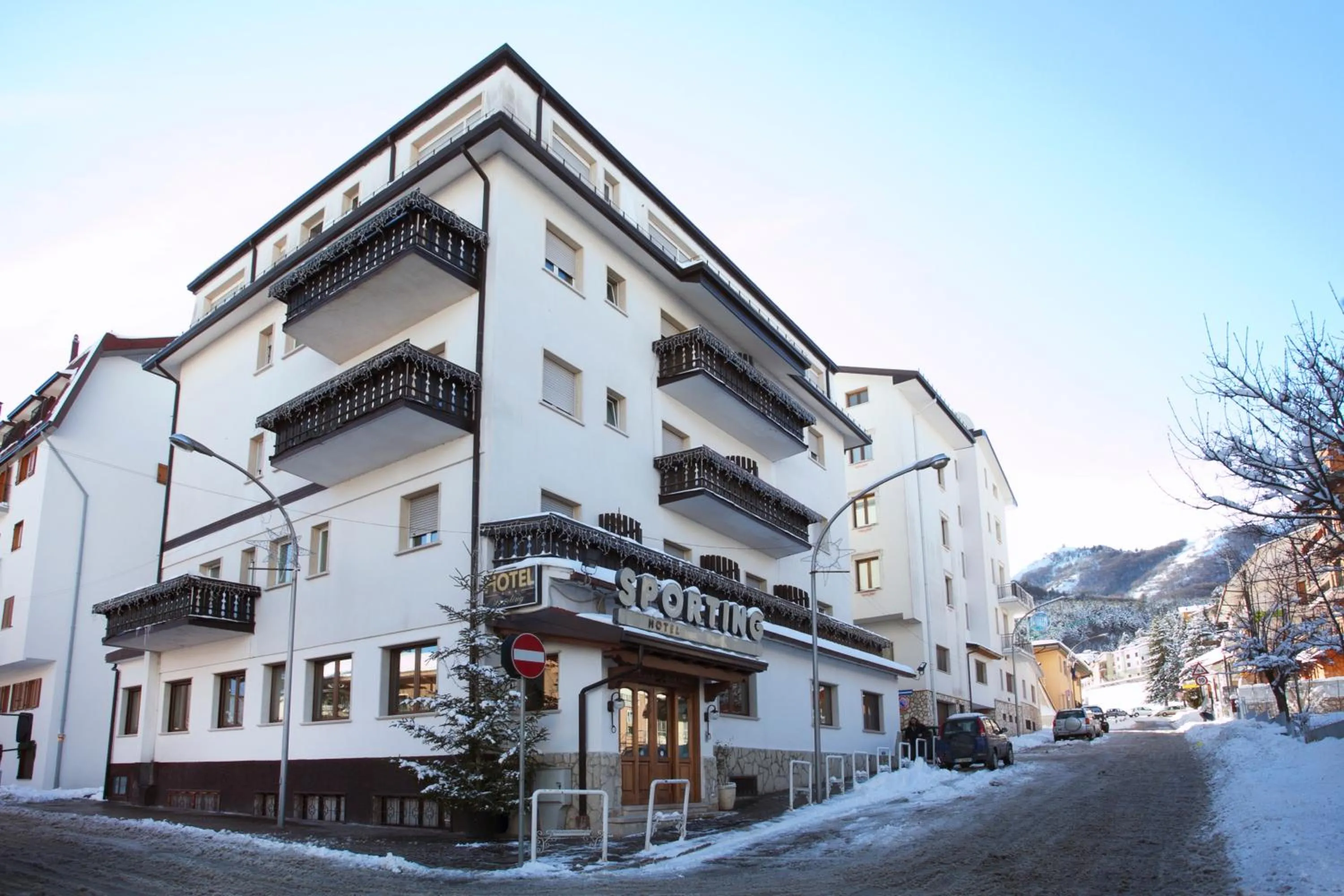 Property building in Hotel Sporting