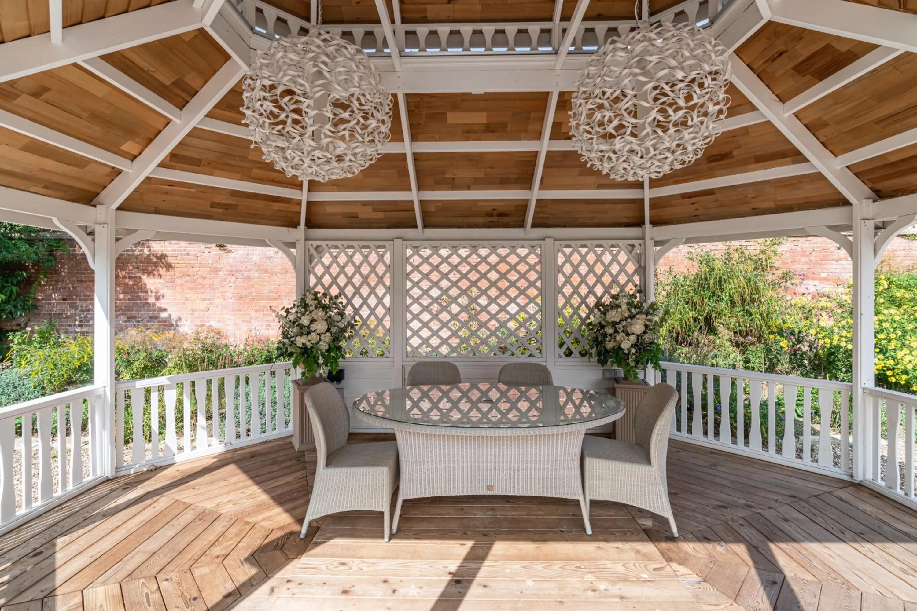 Property building in Easthampstead Park