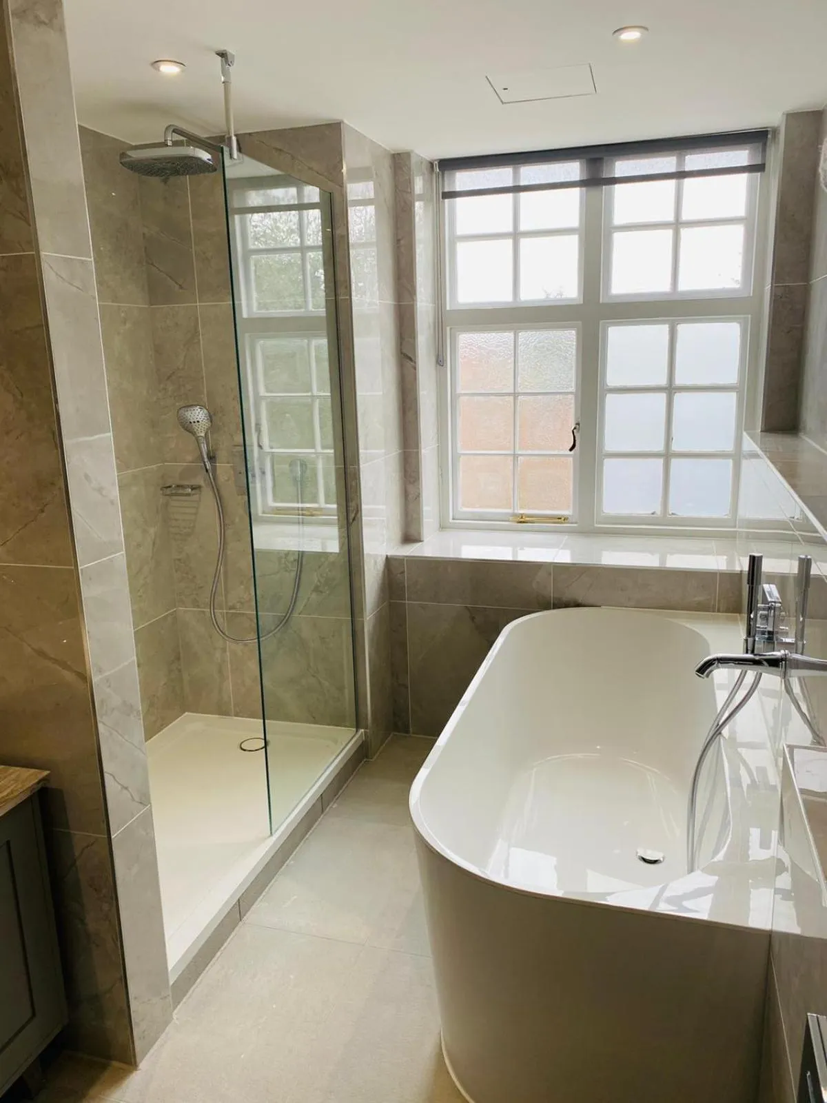 Shower in Easthampstead Park