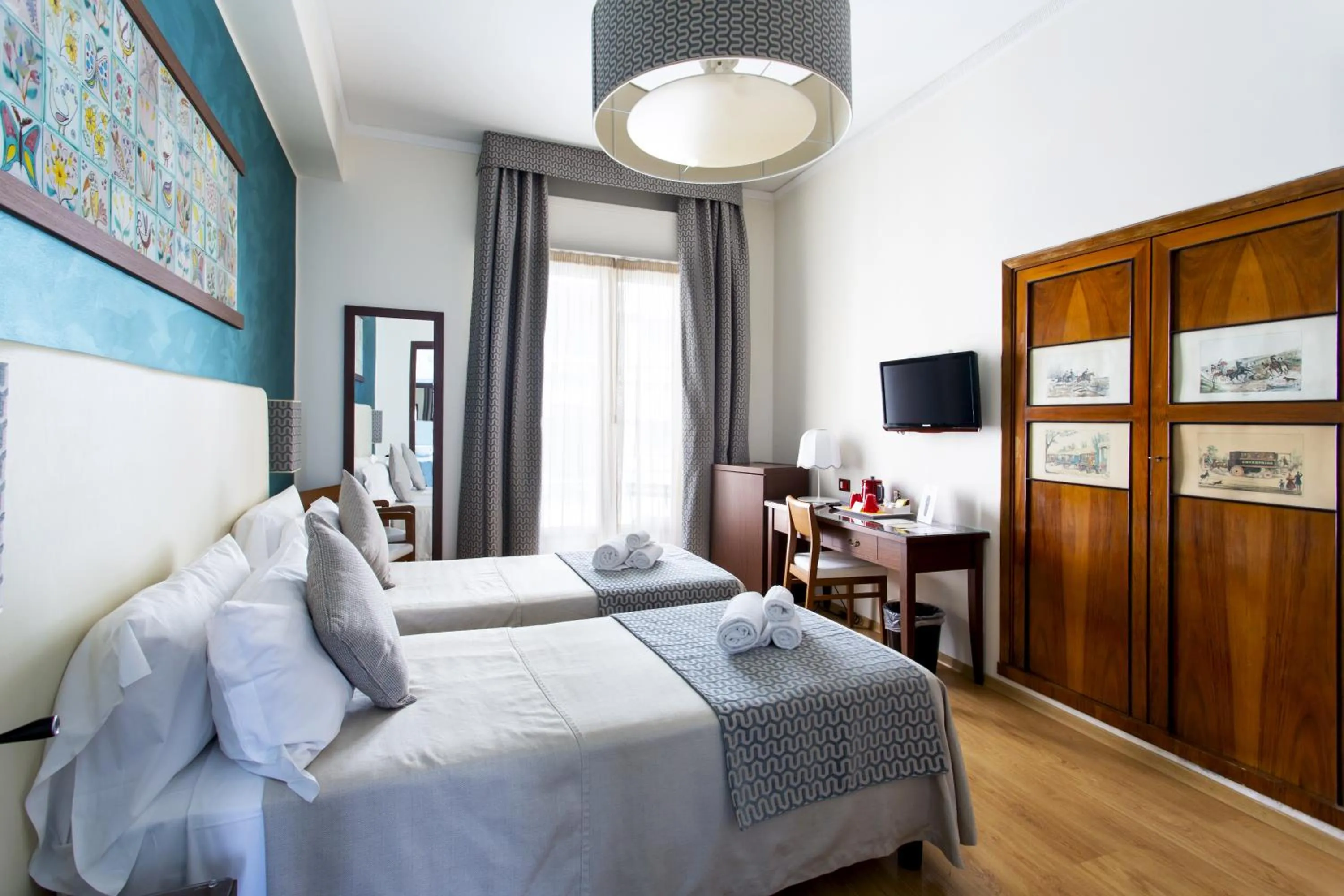 Photo of the whole room, Bed in Residenza Wagner