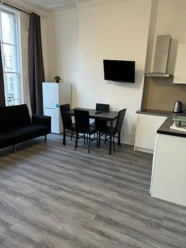 PADDINGTON HYDE PARK APARTMENT