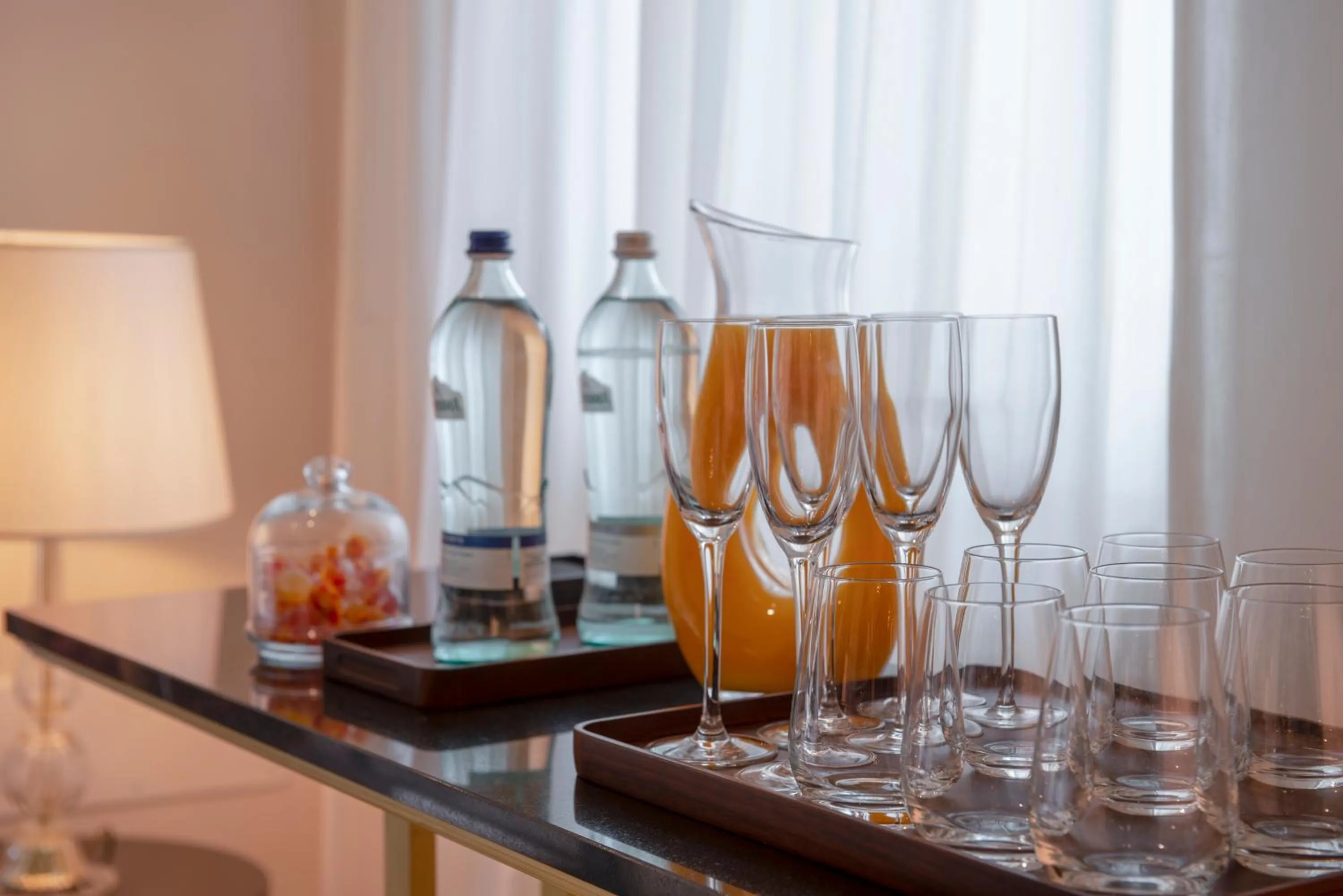 Food and drinks in H10 Palazzo Canova