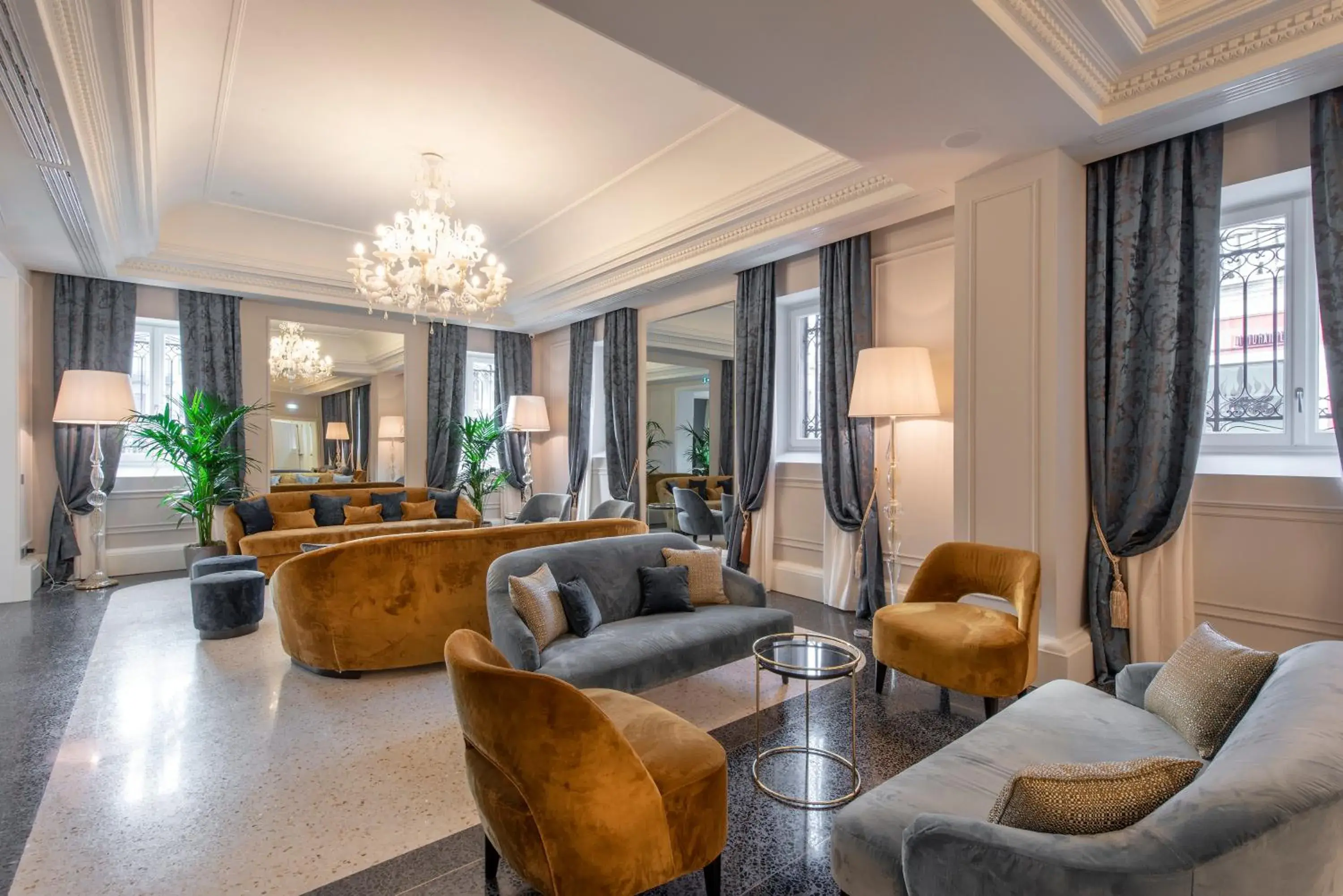 Lobby or reception in H10 Palazzo Canova Lobby or reception in H10 Palazzo Canova