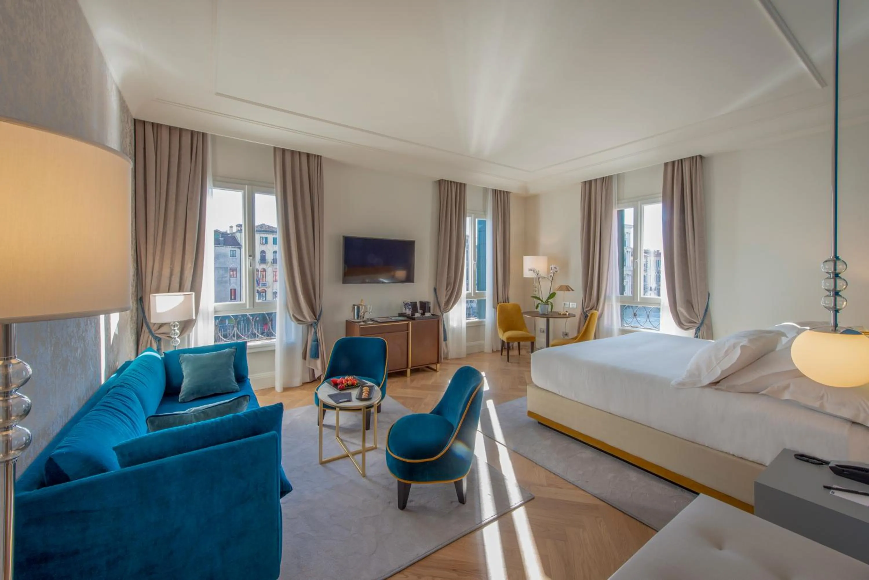 Bedroom, Bed in H10 Palazzo Canova