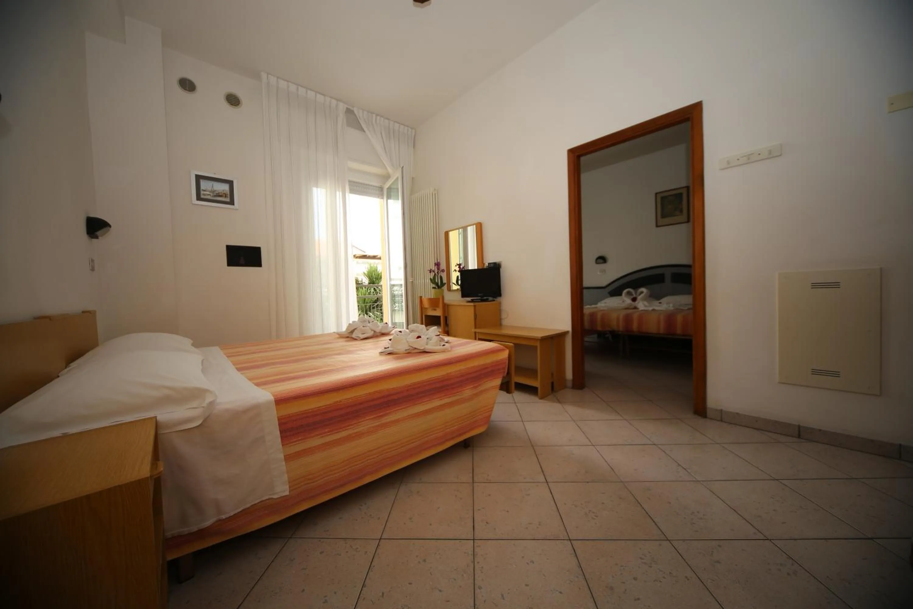 Photo of the whole room in Hotel Lugano