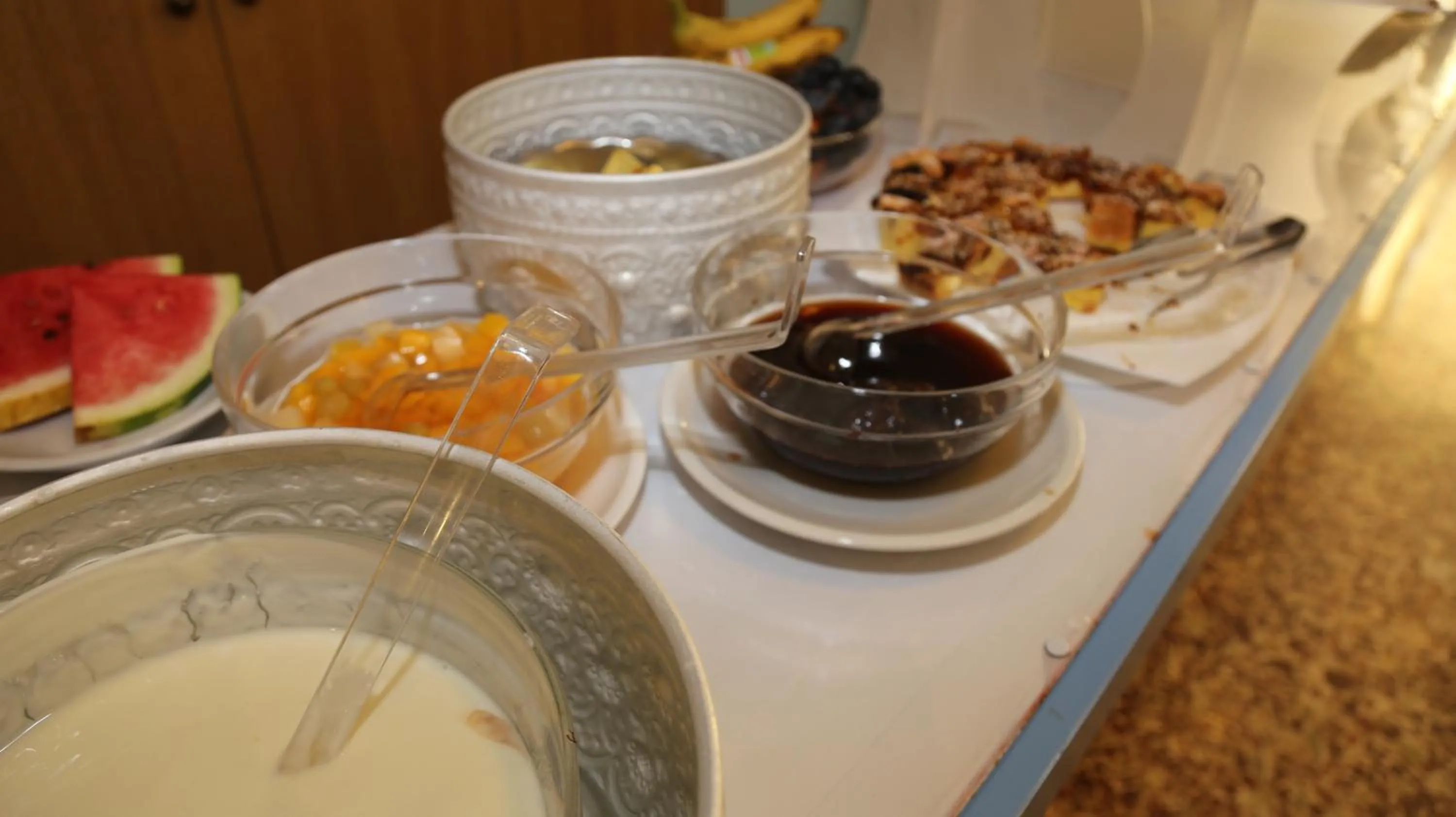 Buffet breakfast in Hotel Lugano