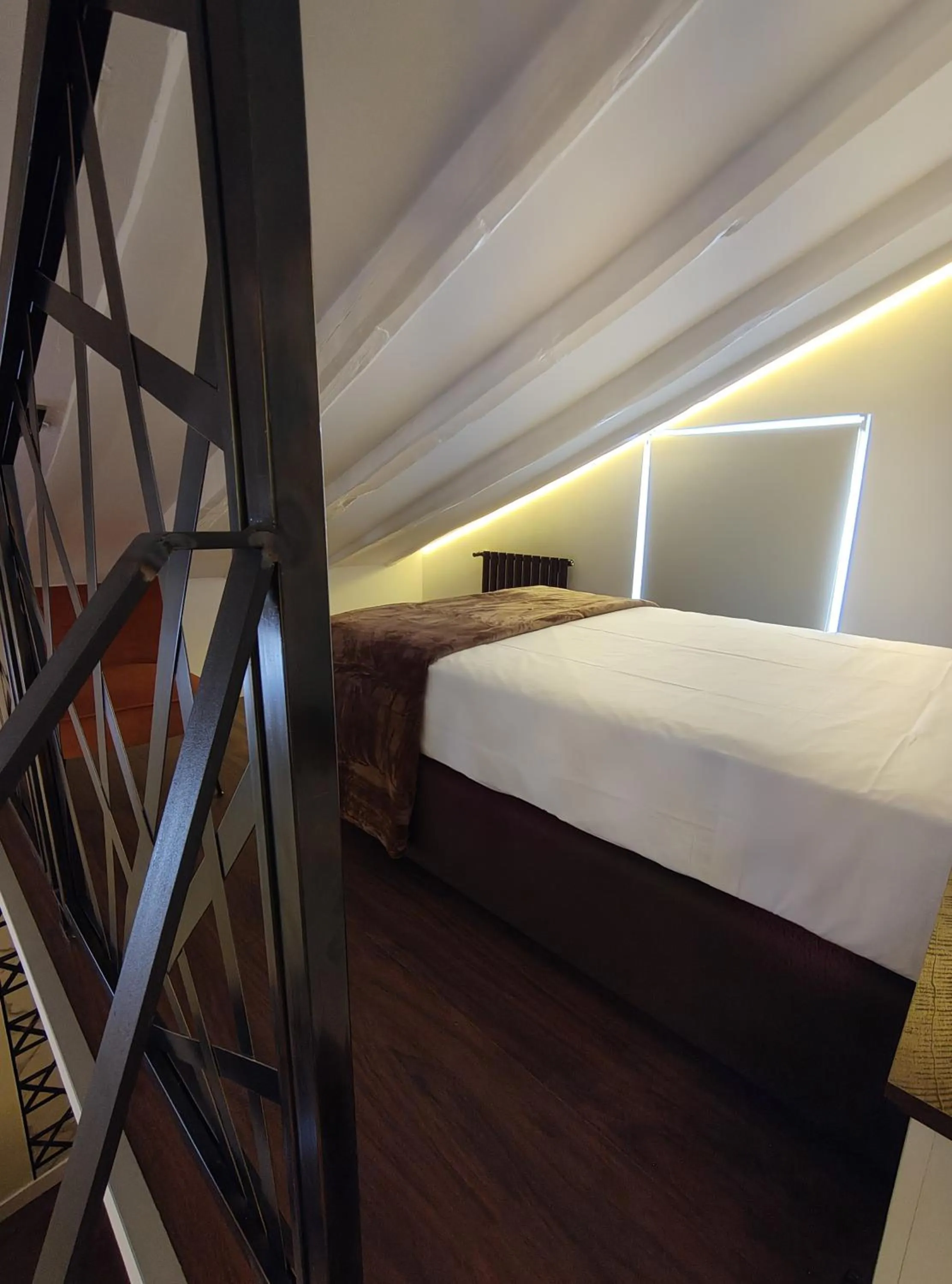 Bed in Hostal JQ Madrid 1