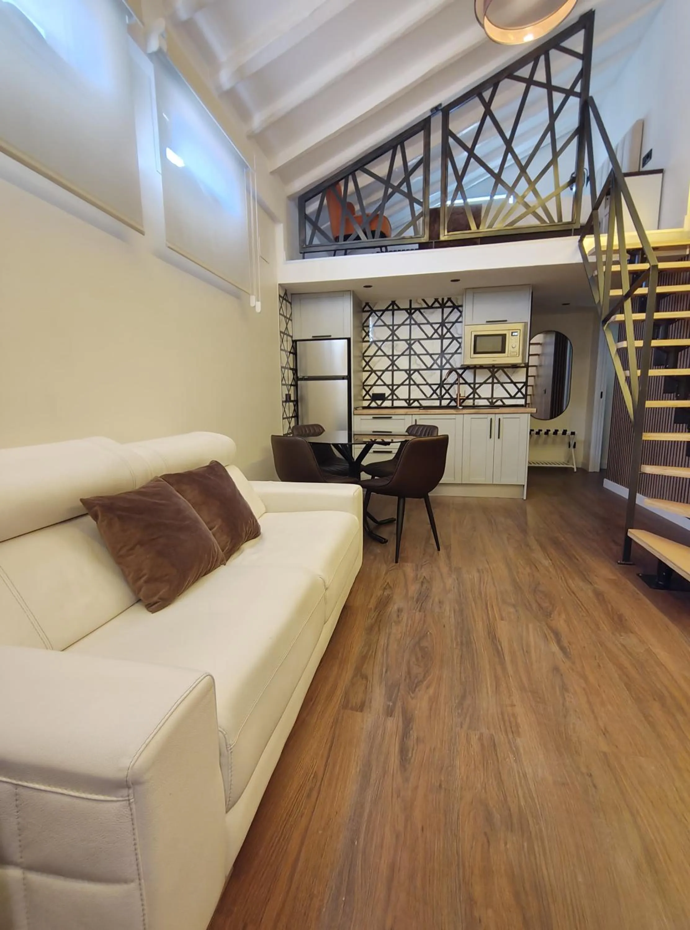 Dining area in Hostal JQ Madrid 1