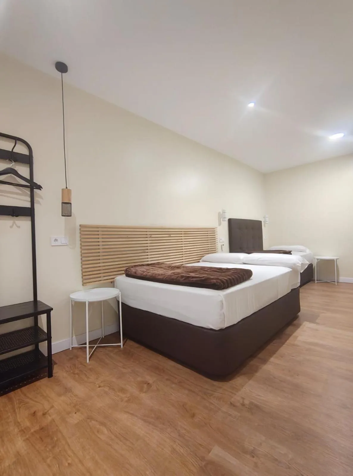 Bedroom, Bed in Hostal JQ Madrid 1