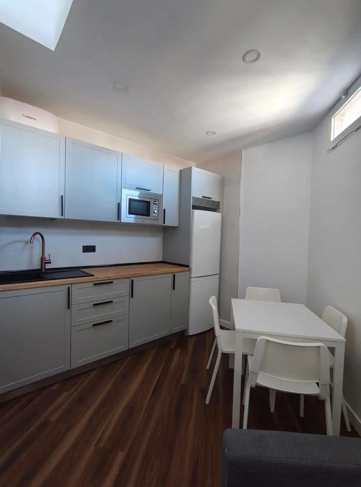 Dining area in Hostal JQ Madrid 1