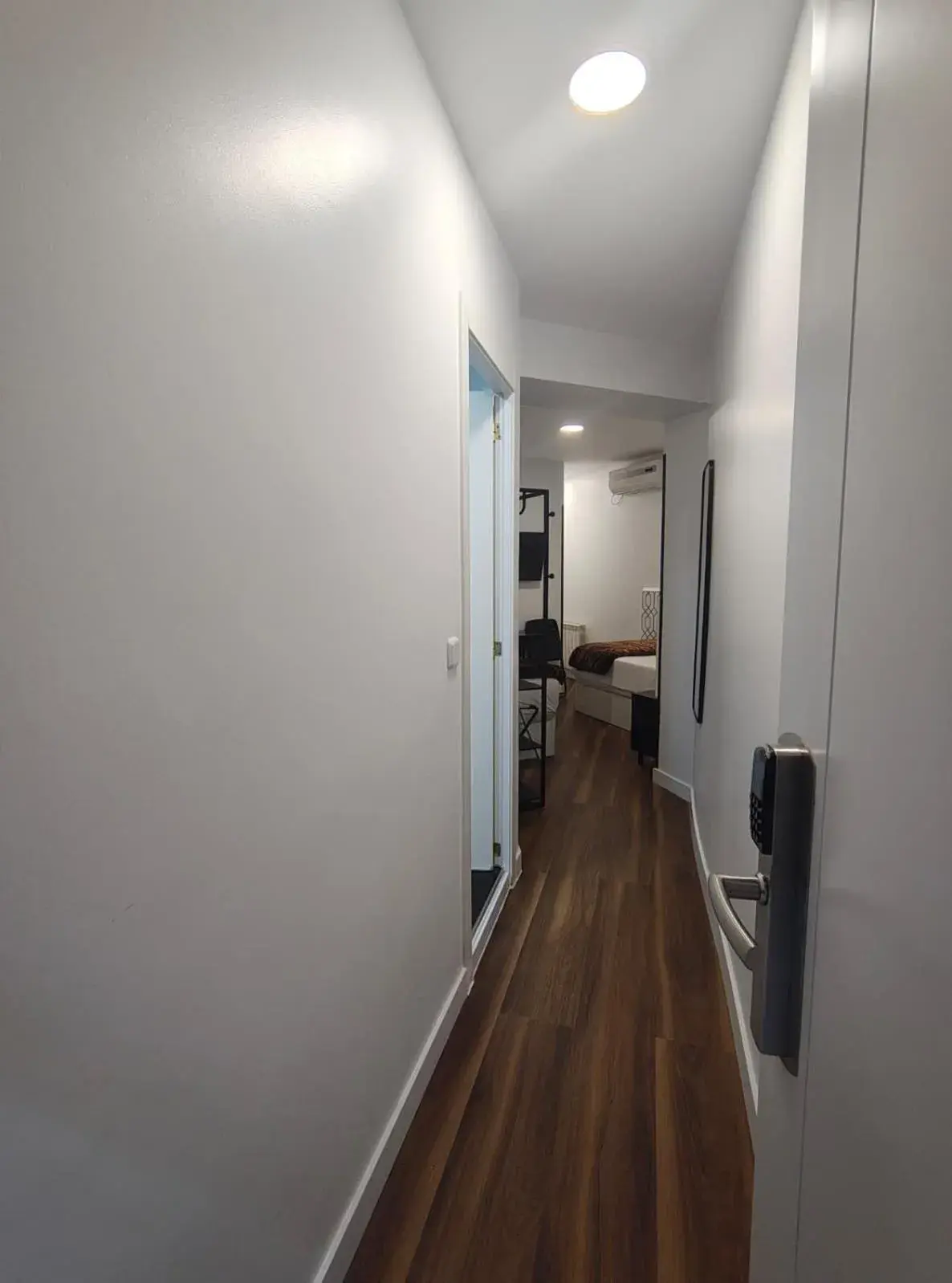 Twin Room - single occupancy in Hostal JQ Madrid 1 Twin Room - single occupancy in Hostal JQ Madrid 1