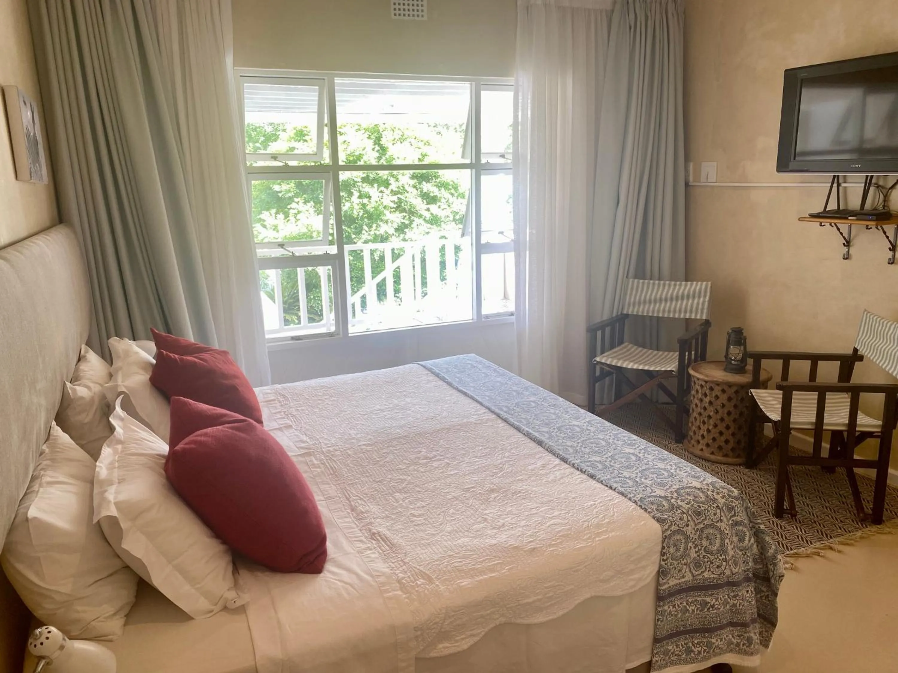 Bed in The View Swellendam B&B