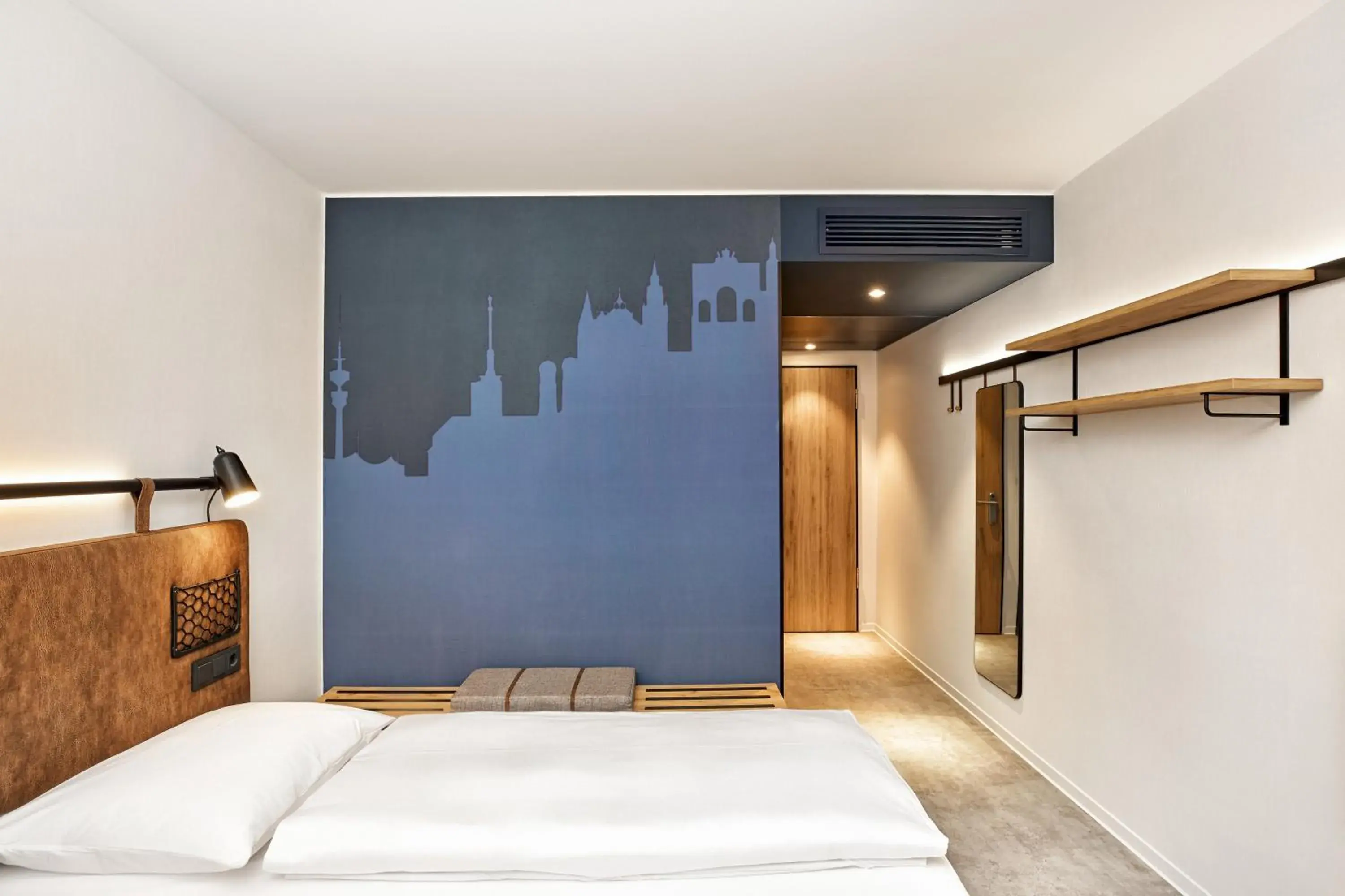 Decorative detail, Bed in H2 Hotel München Olympiapark Decorative detail, Bed in H2 Hotel München Olympiapark