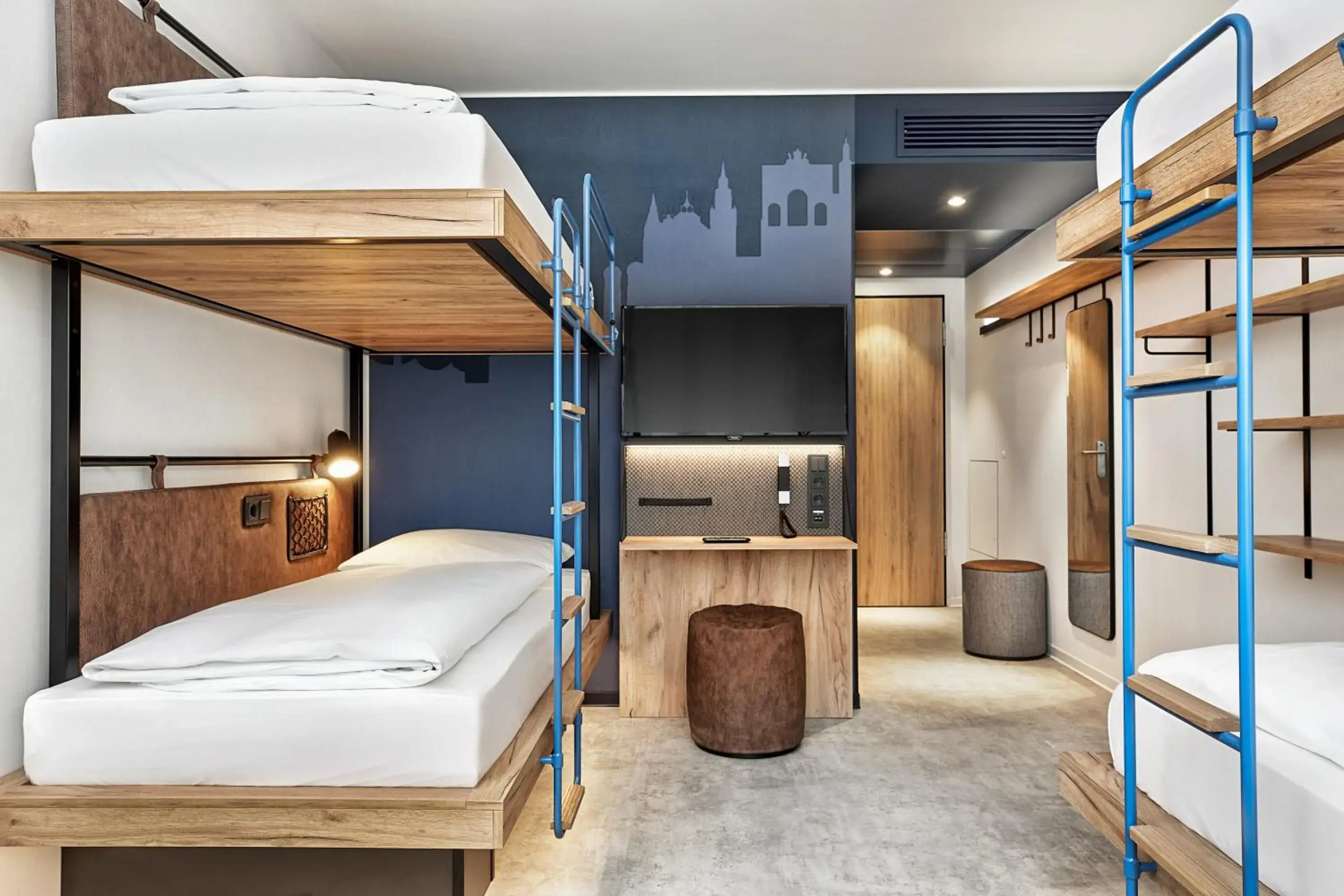 Photo of the whole room, Bed in H2 Hotel München Olympiapark Photo of the whole room, Bed in H2 Hotel München Olympiapark