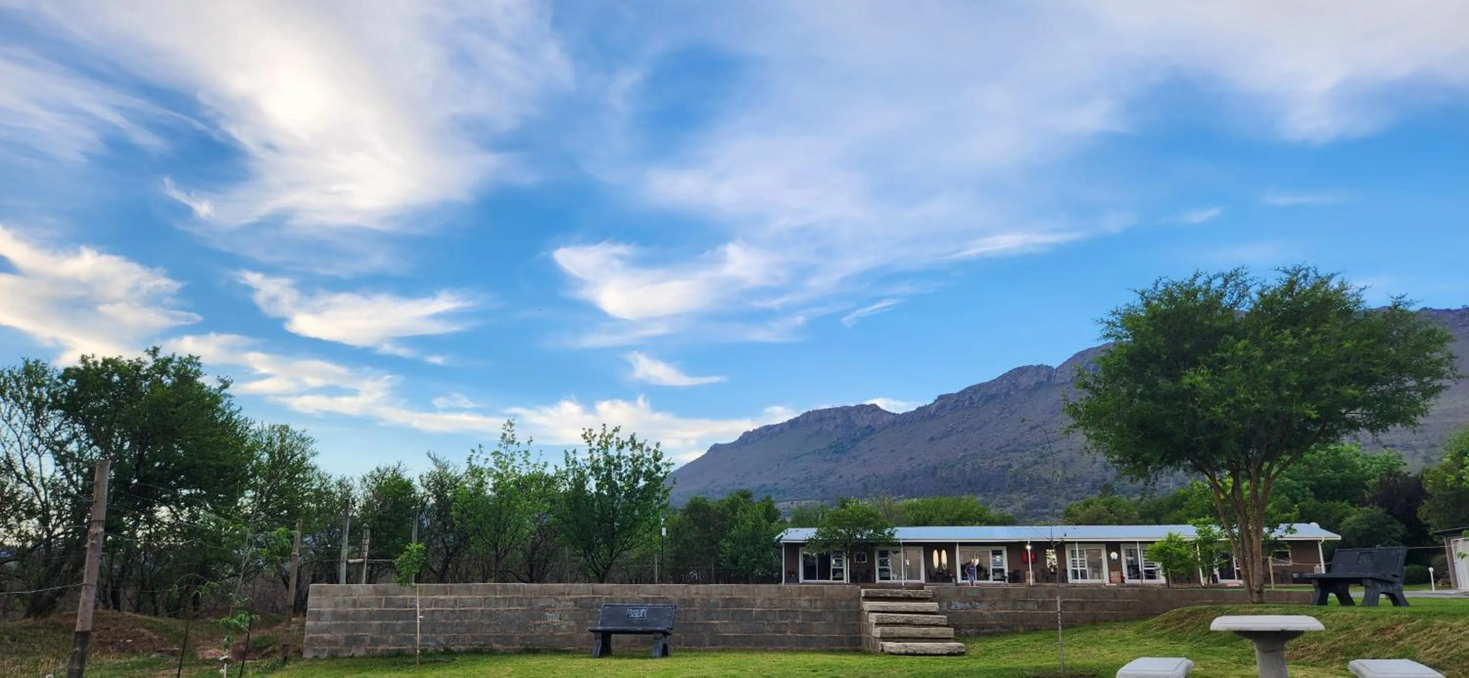 a Dam's View Accommodation