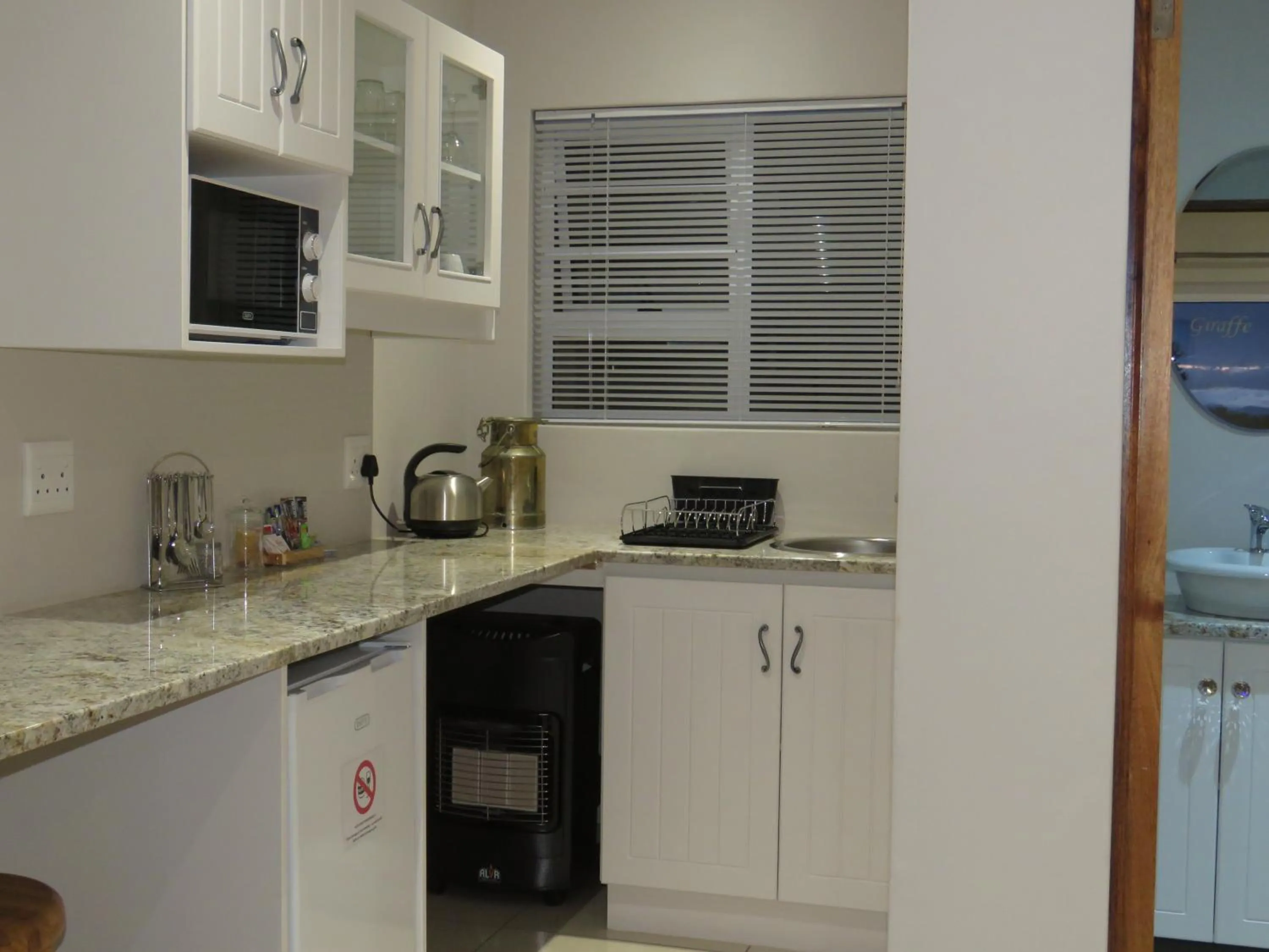 a Dam's View Accommodation