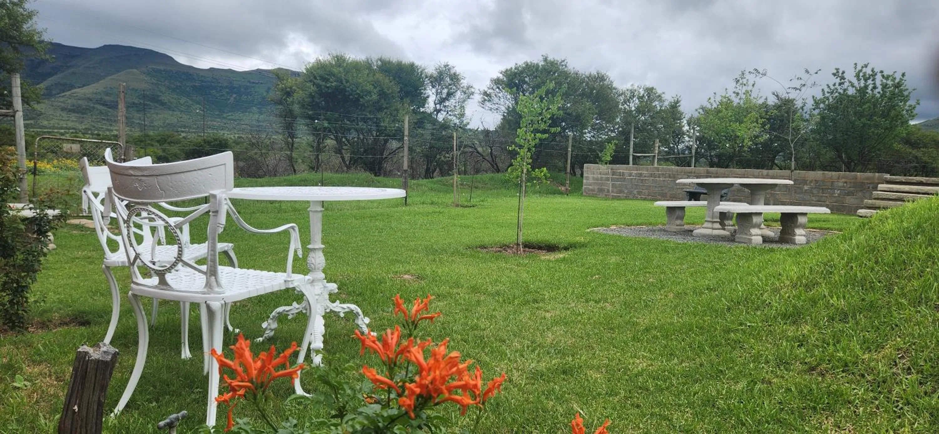 a Dam's View Accommodation