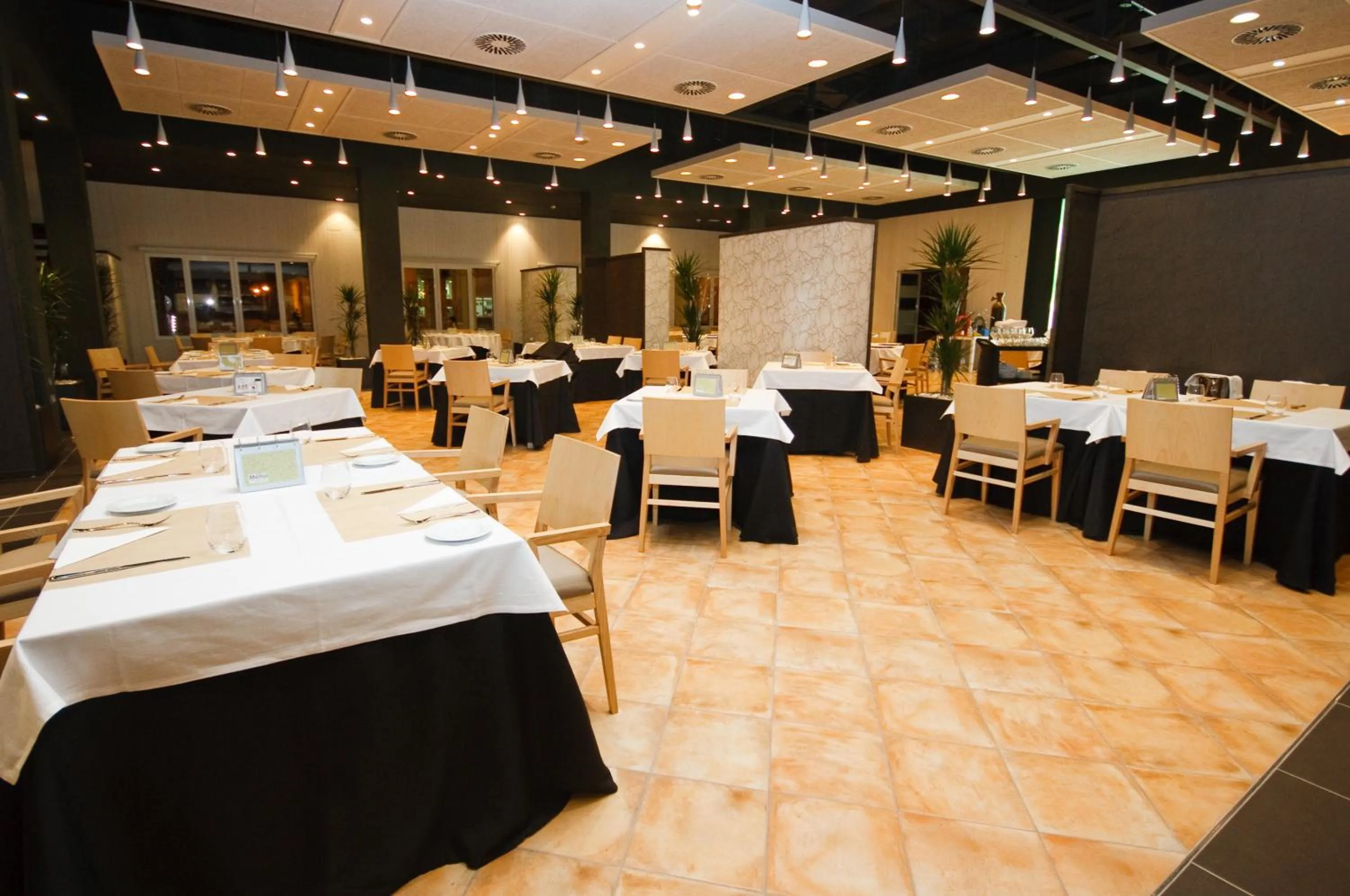 Restaurant/places to eat in Alannia Costa Blanca