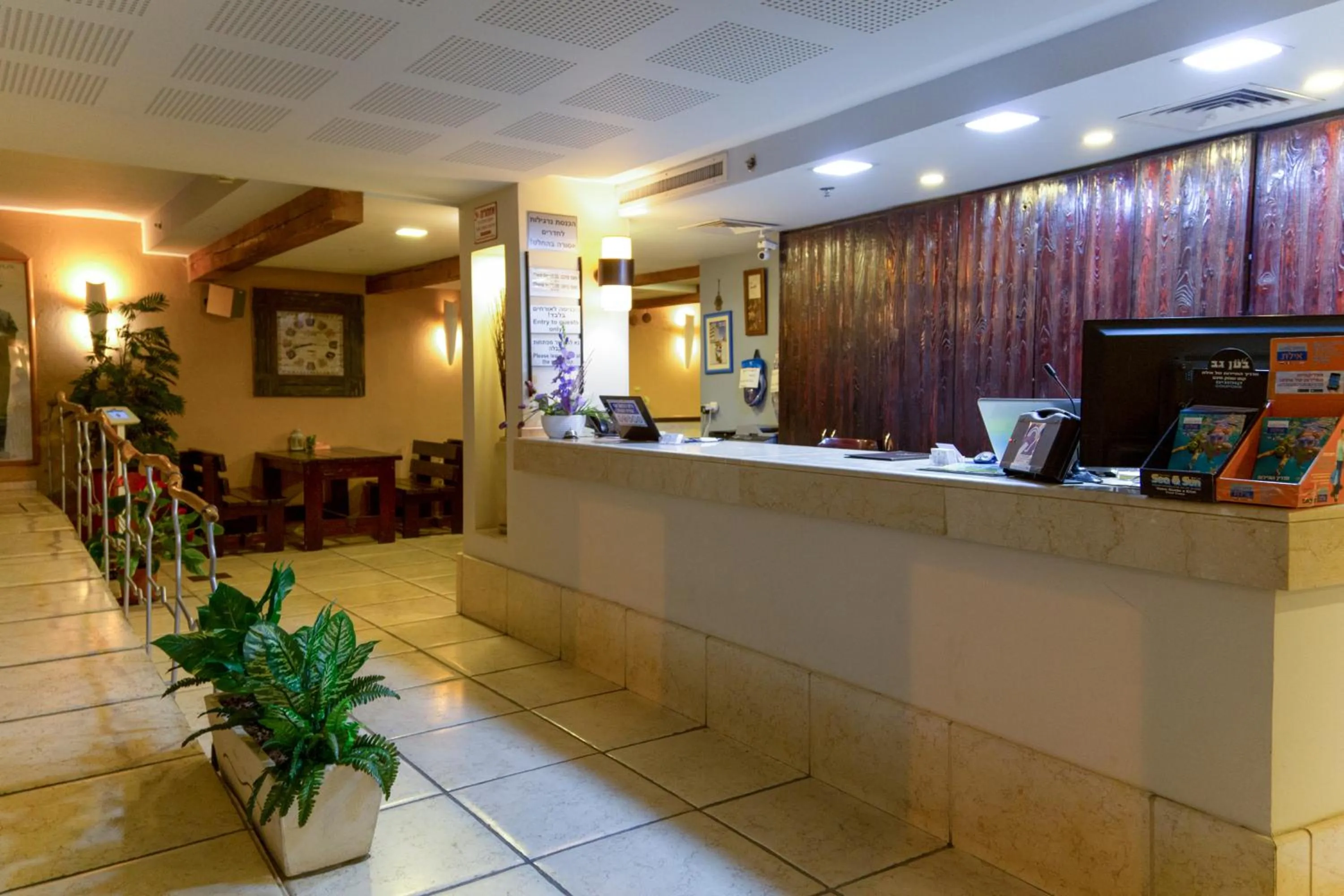 Facade/entrance in Motel Aviv