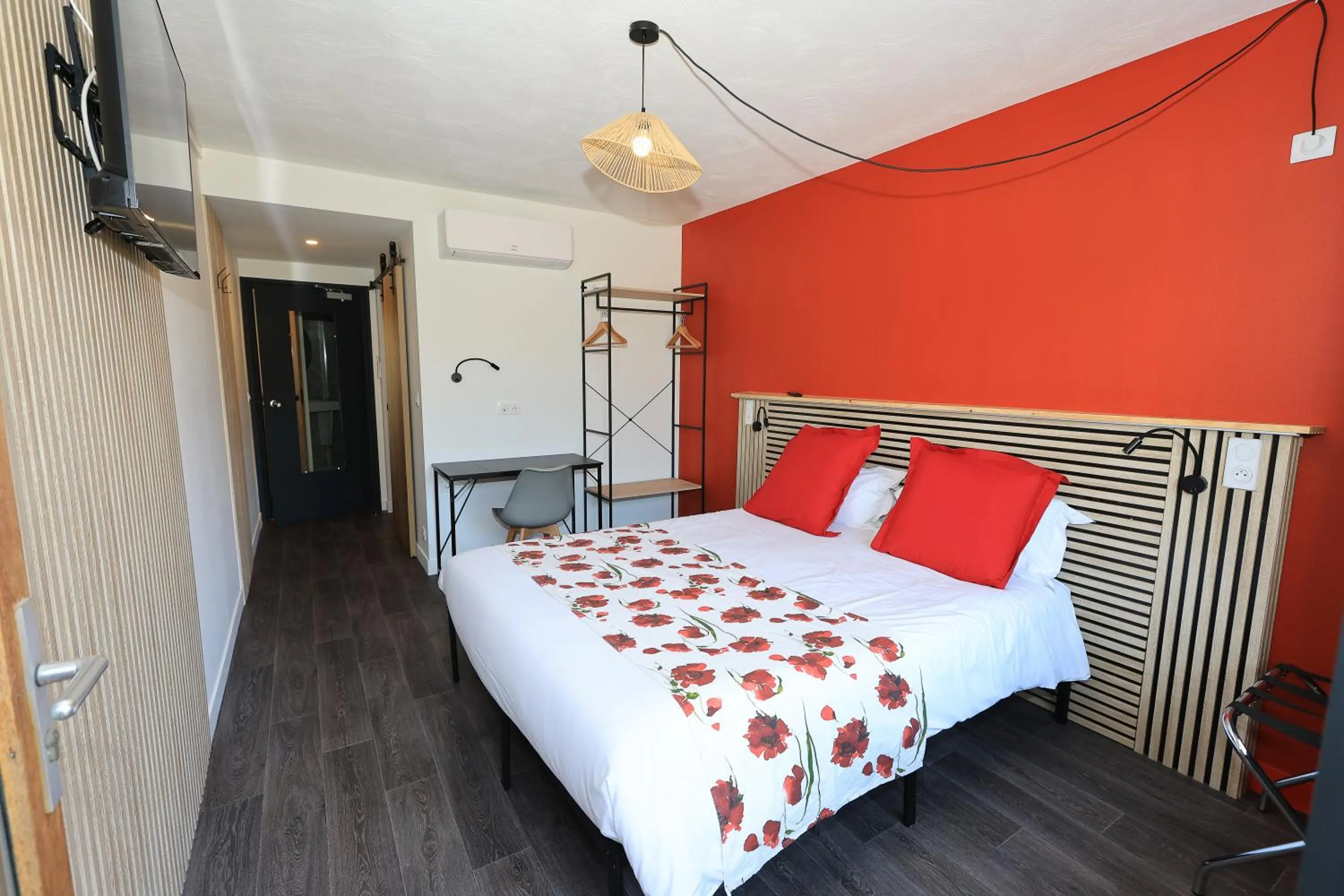 Bed in HOTEL RESTAURANT CIRIUS